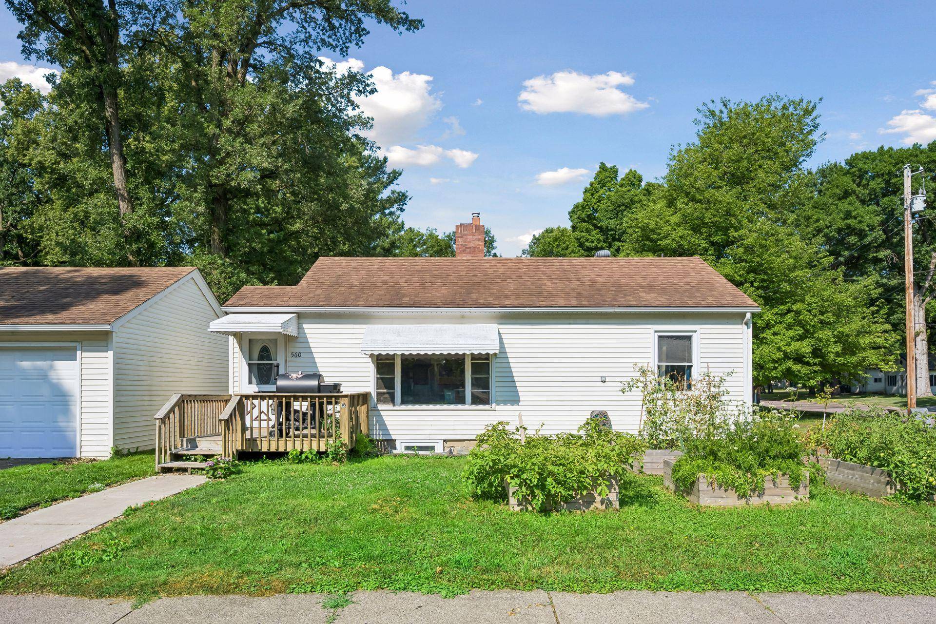 560 2nd AVE NW, Milaca, MN 56353