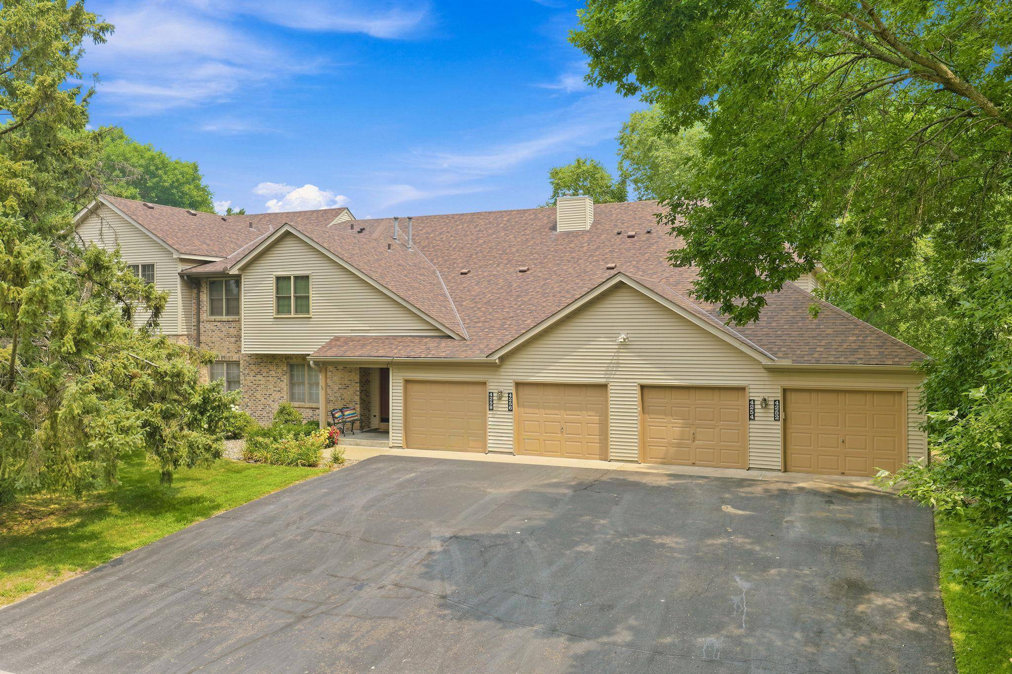 4254 Oakmede LN #87B, White Bear Lake, MN 55110