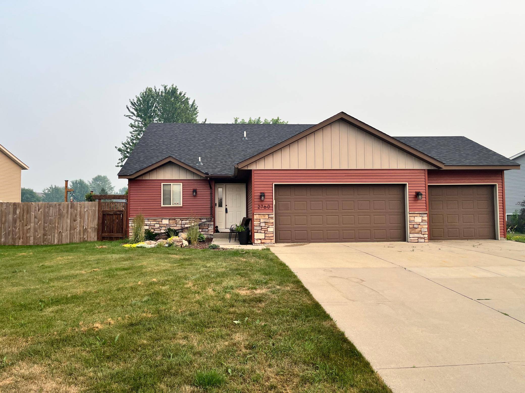 2760 Ocarina DR, Sauk Rapids, MN 56379