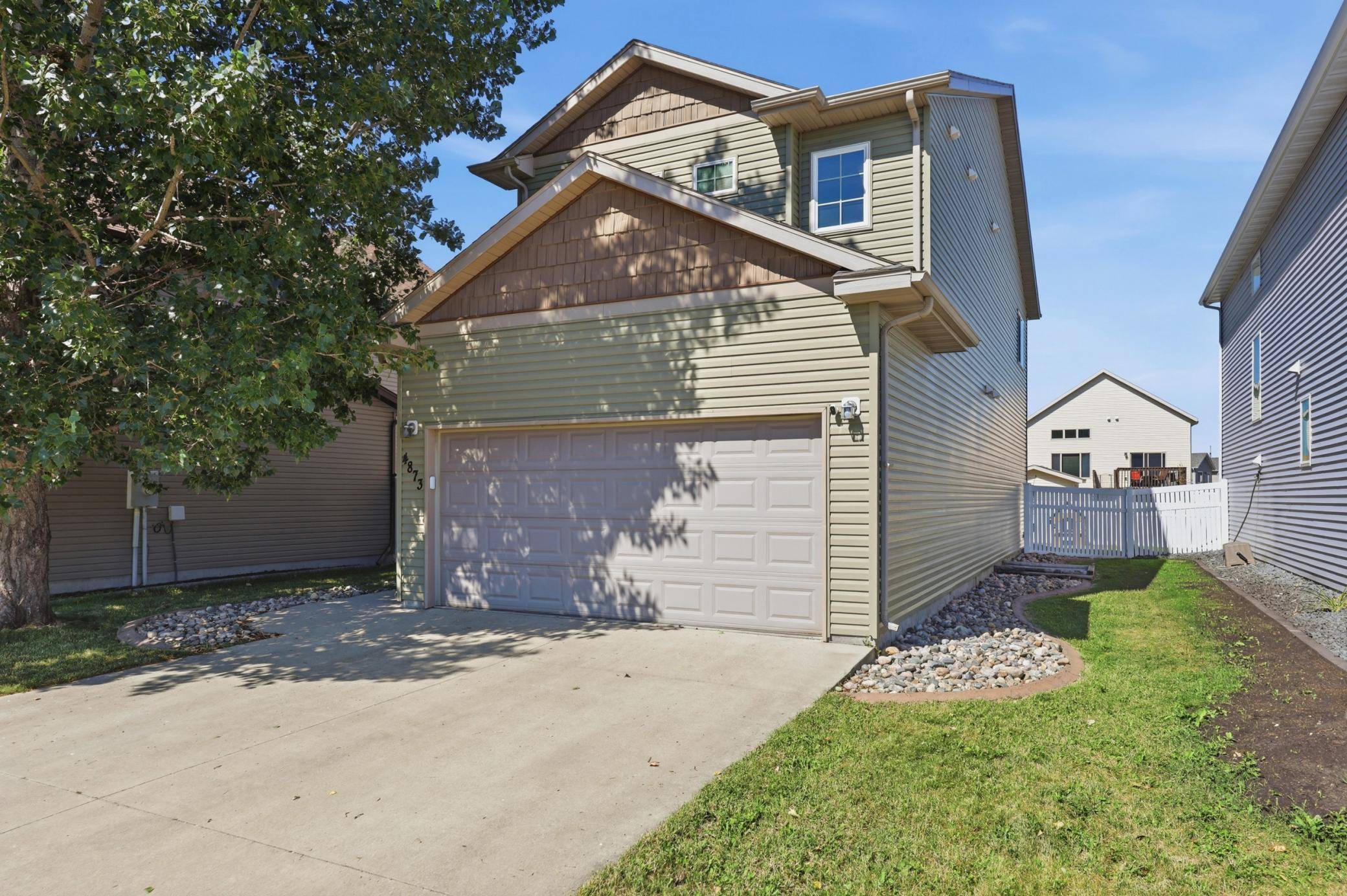 4873 53rd ST S, Fargo, ND 58104