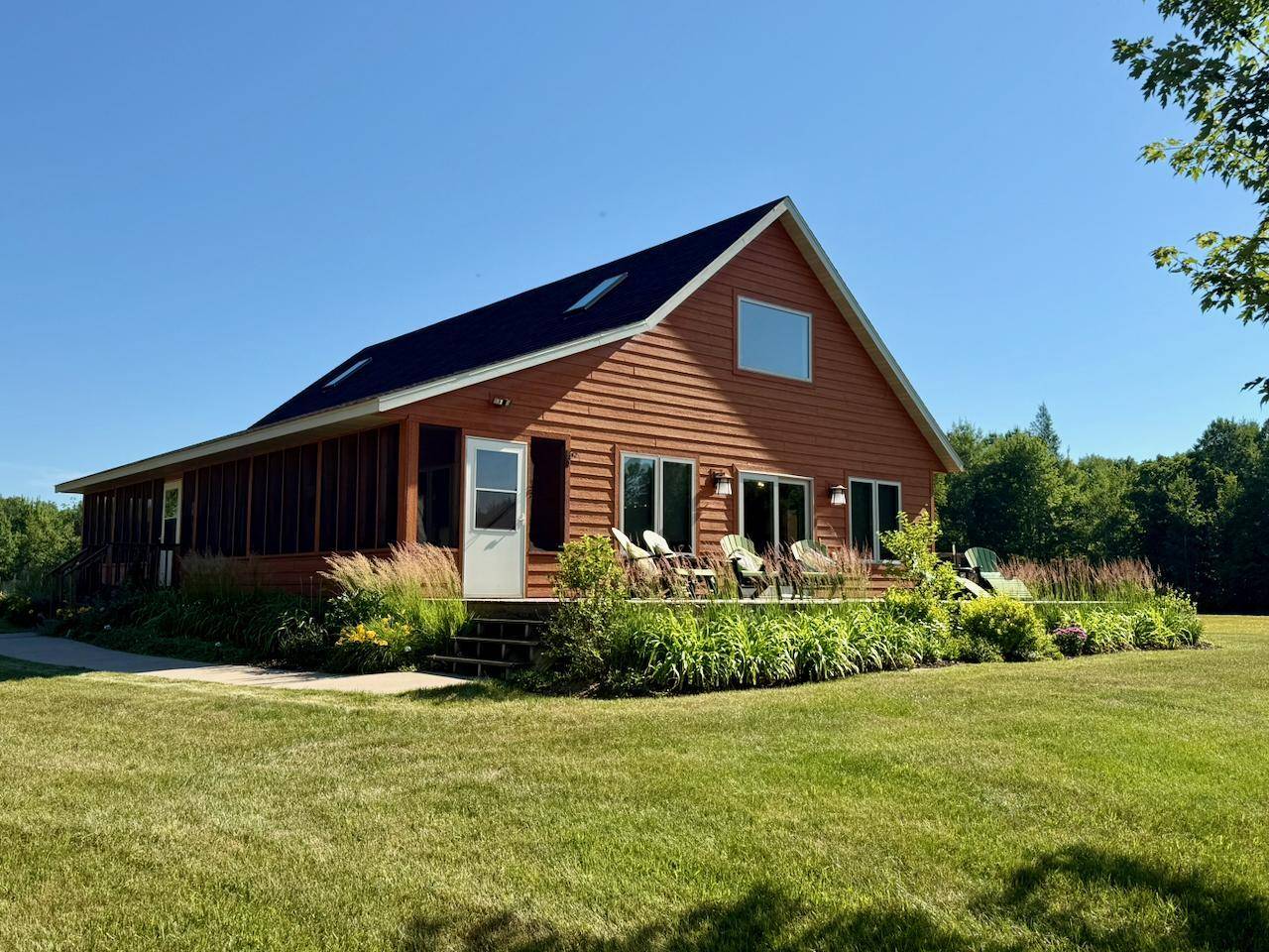 38252 Cloverdale RD, Hinckley, MN 55037