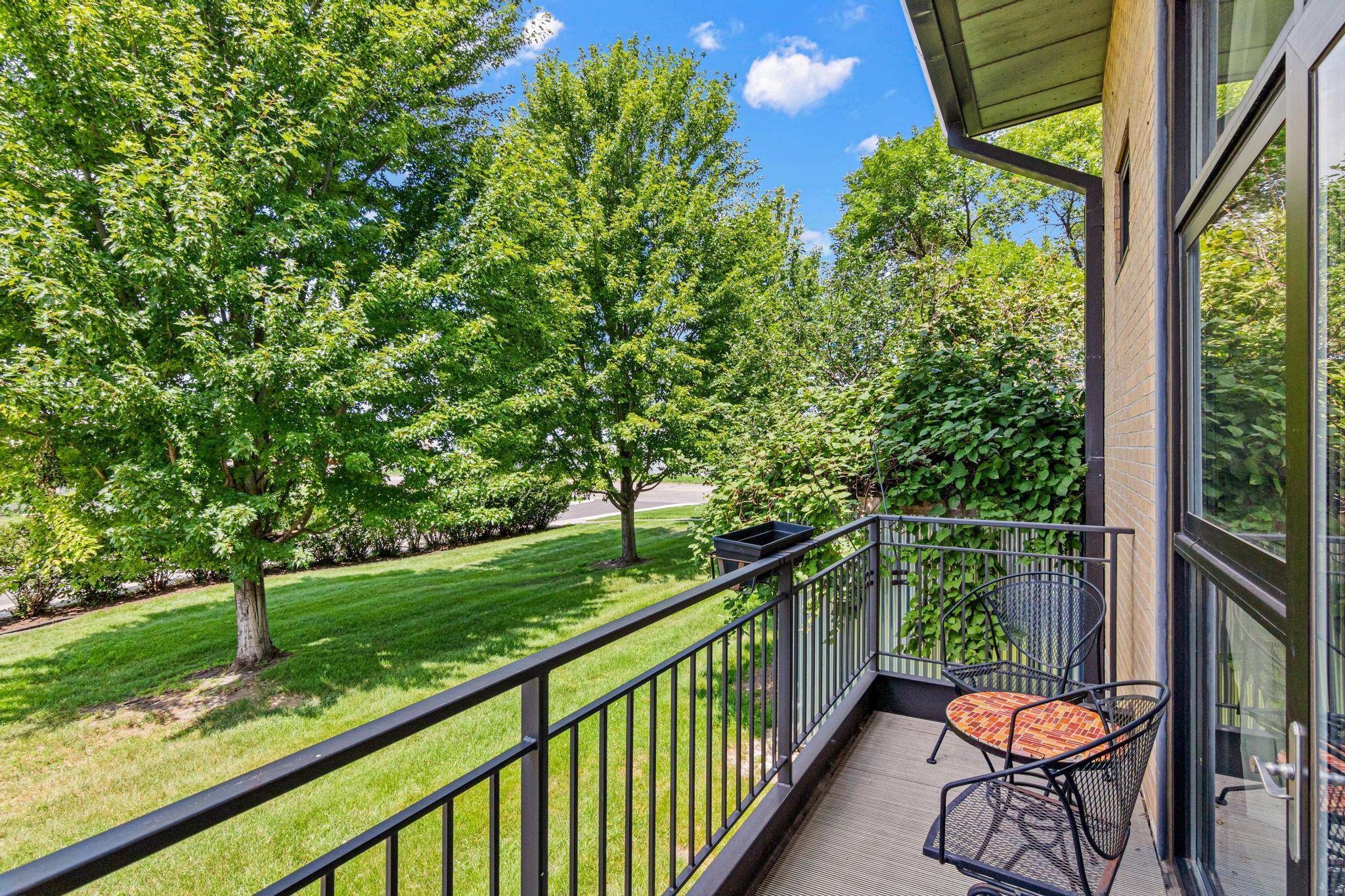730 Stinson BLVD #114, Minneapolis, MN 55413