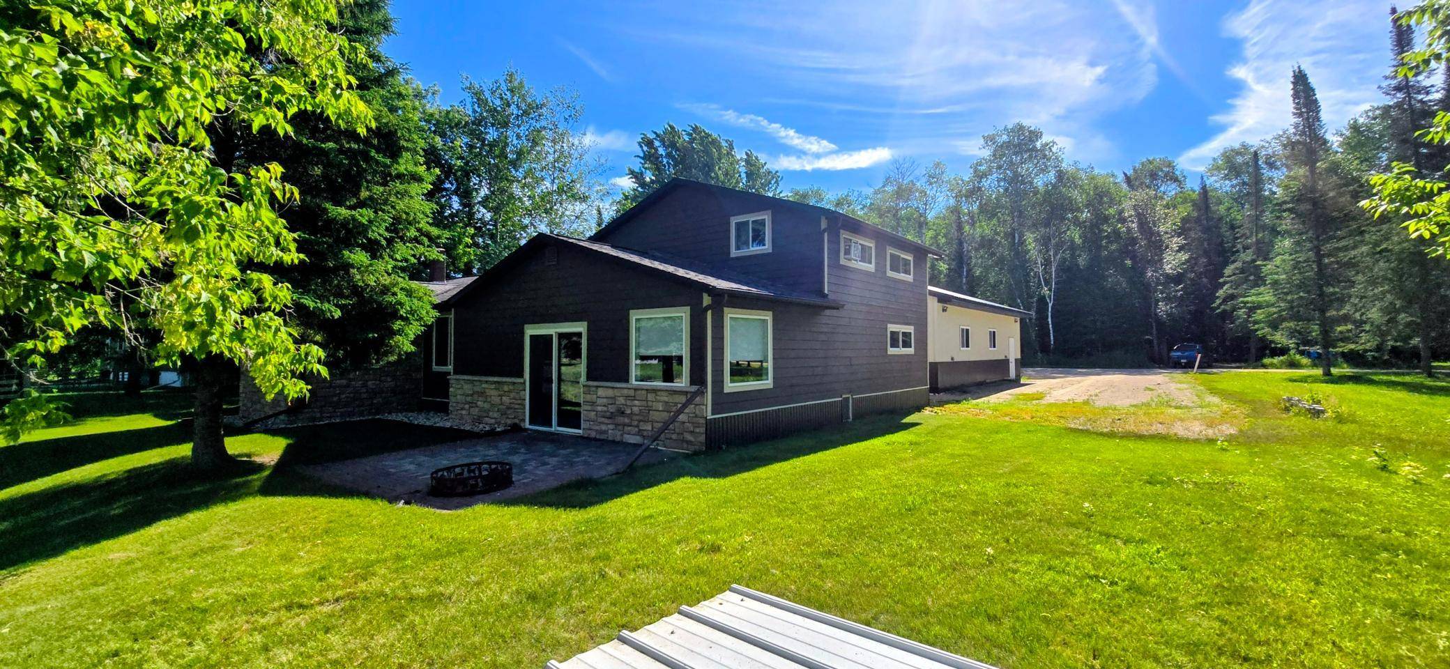 17251 East Pine DR NW, Angle Inlet, MN 56711