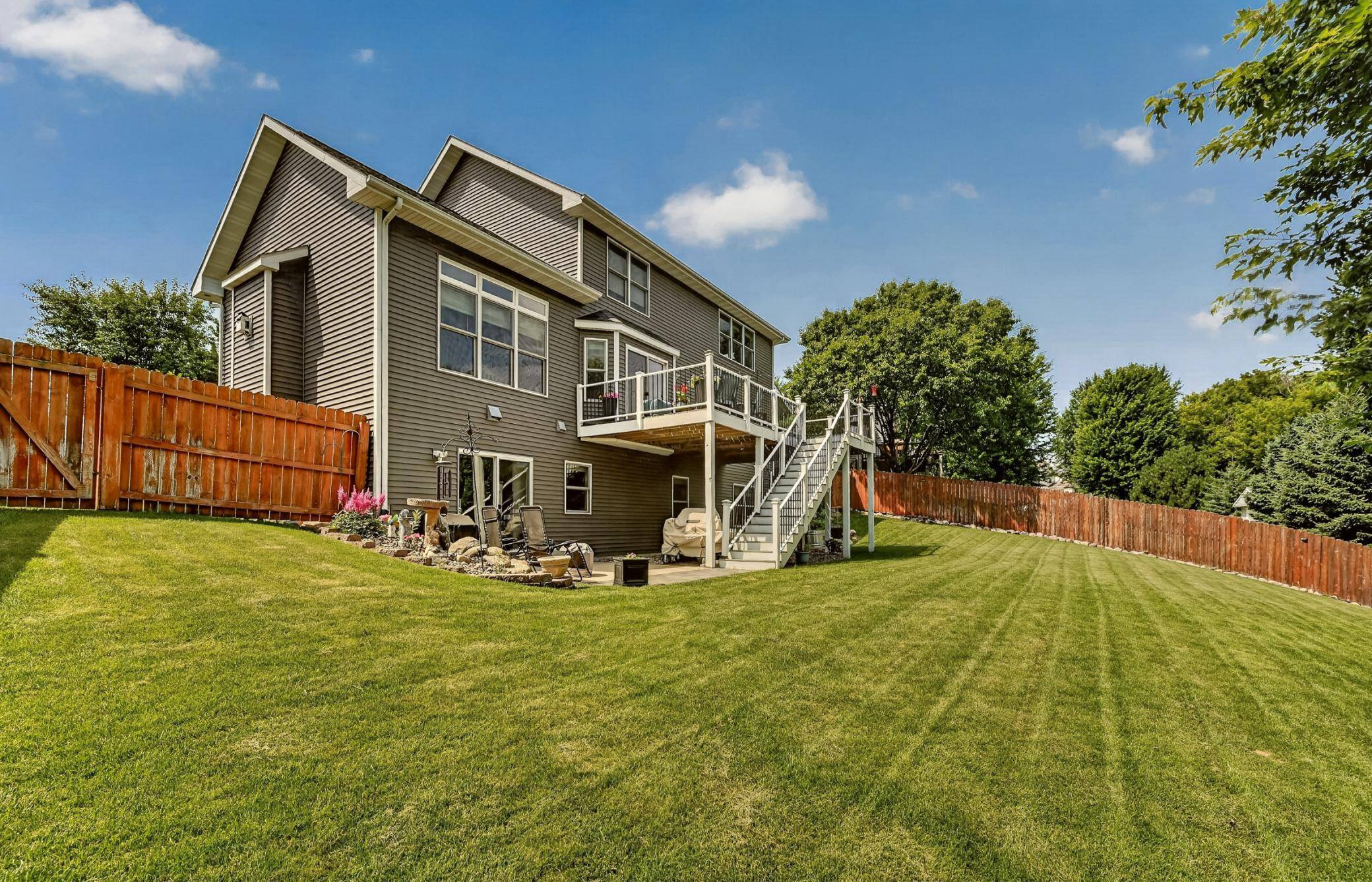 2721 Boulder Ridge DR NW, Rochester, MN 55901