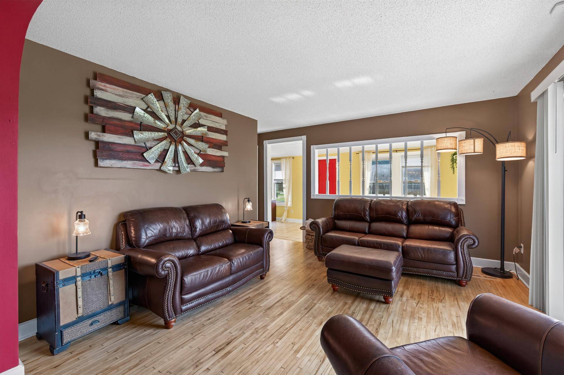 9711 Ireland AVE NW, Annandale, MN 55302