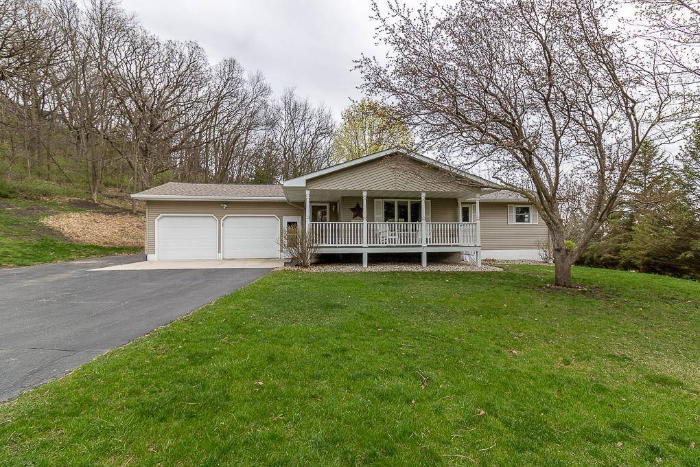 35425 Shakpays Cove RD, Kasota, MN 56050