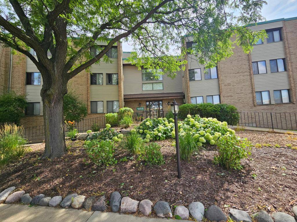 1855 Silver Bell RD #314, Eagan, MN 55122
