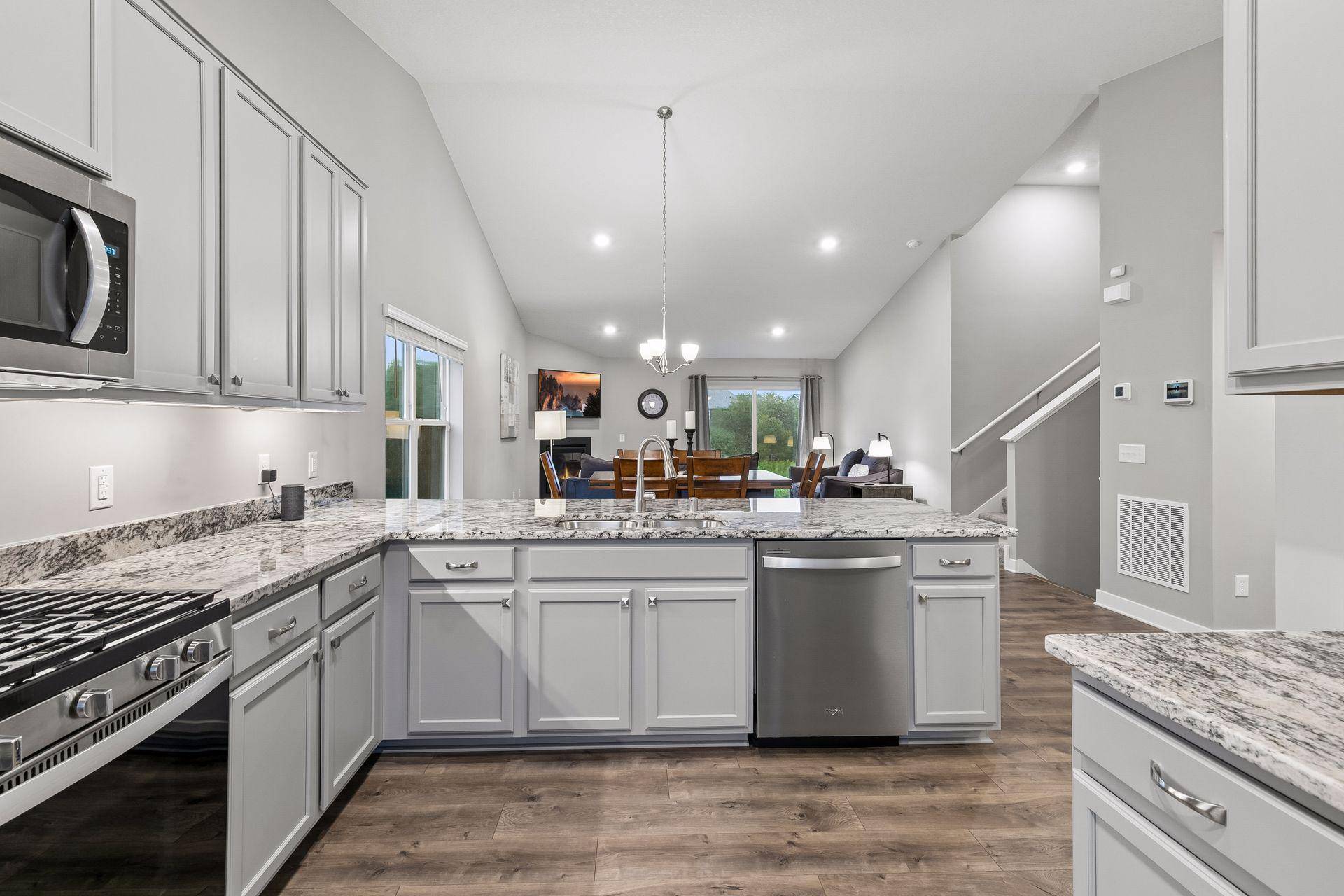 20566 Glade AVE, Lakeville, MN 55044