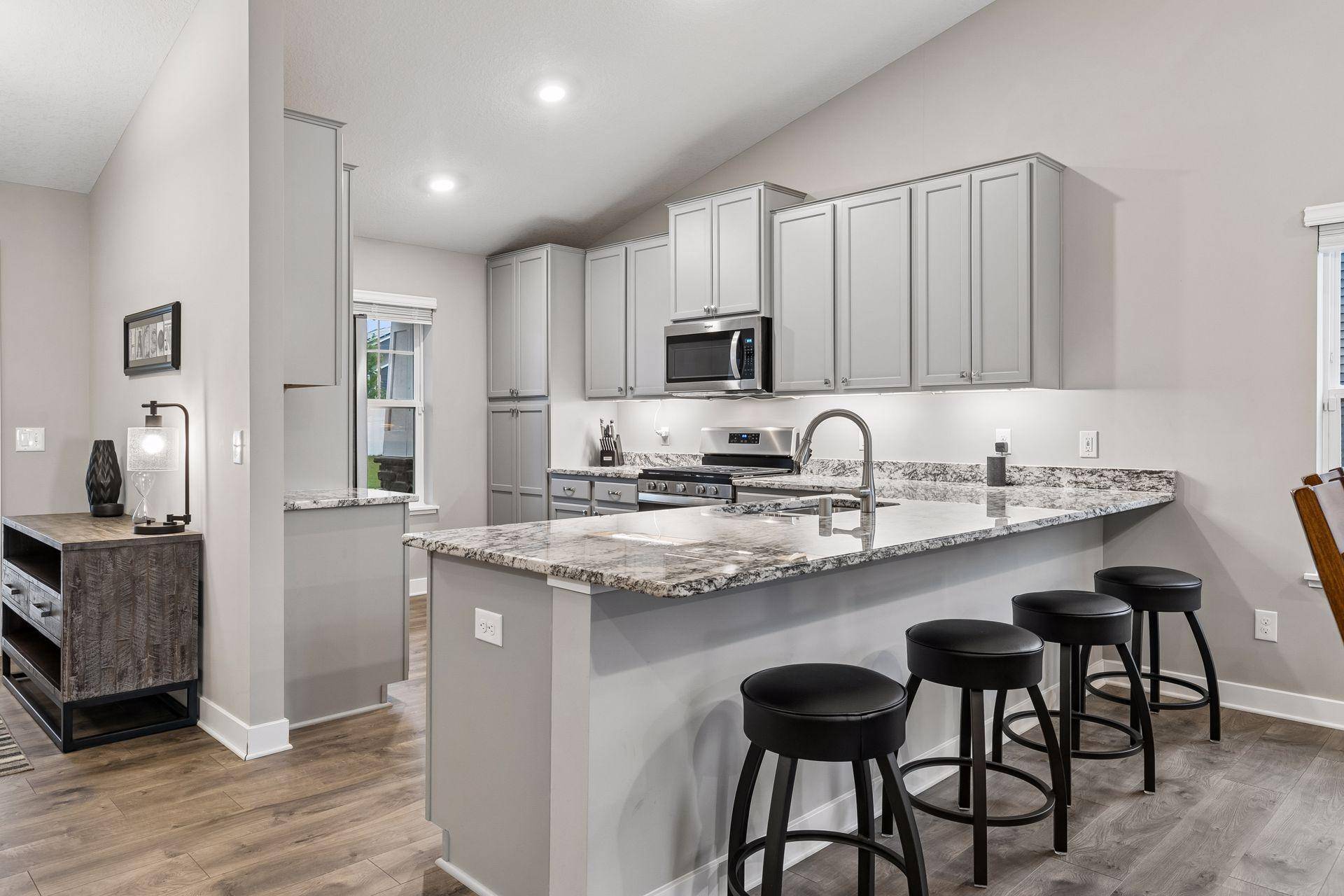 20566 Glade AVE, Lakeville, MN 55044