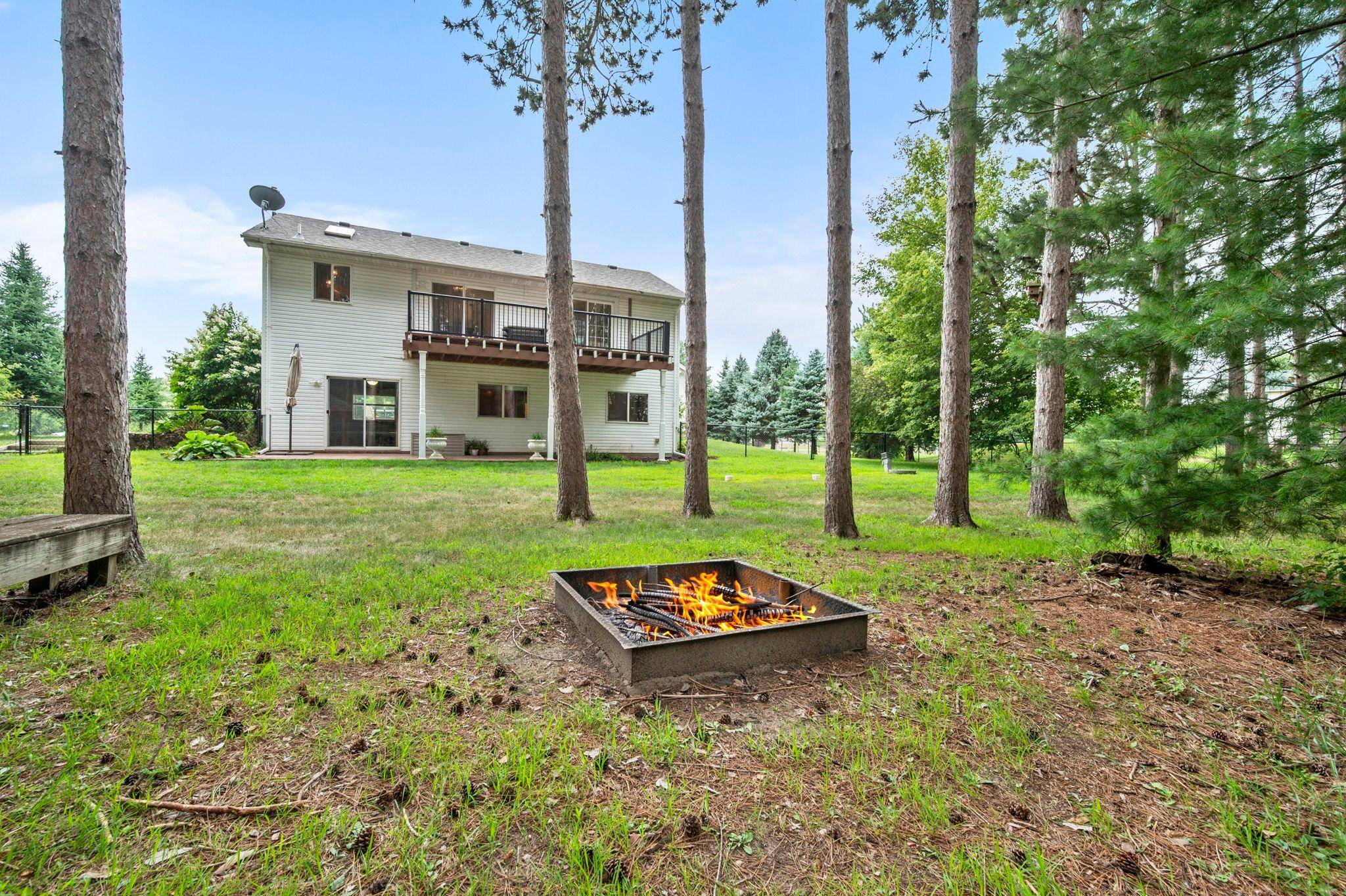 7120 Spruce DR, Princeton, MN 55371