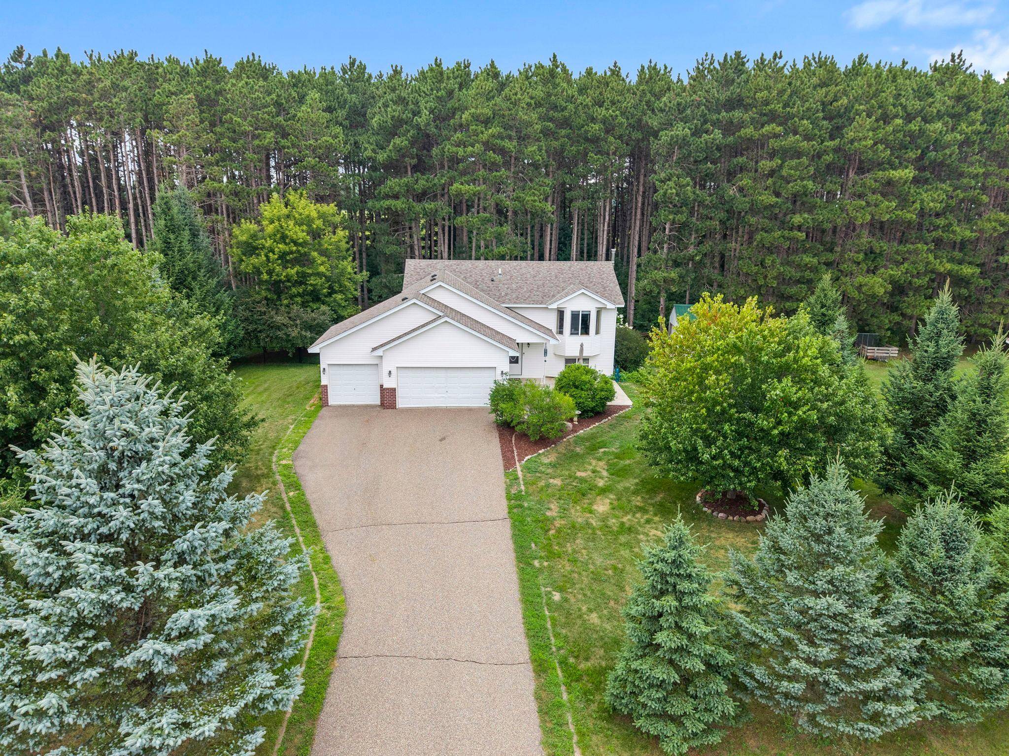7120 Spruce DR, Princeton, MN 55371