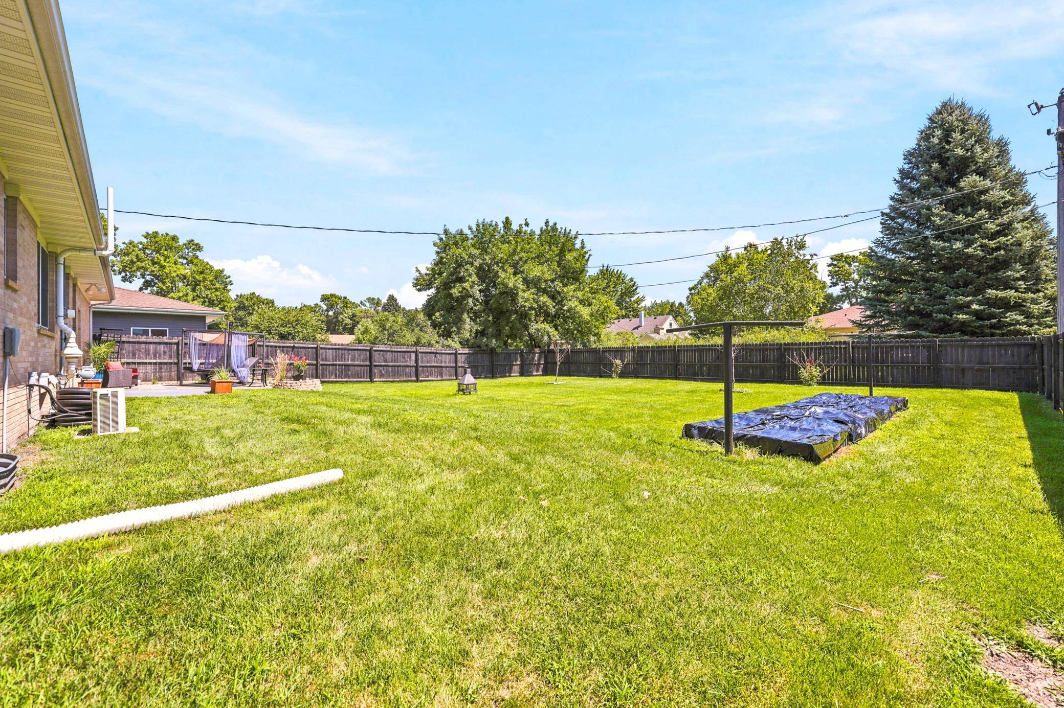 325 6th ST NW, Buffalo Lake, MN 55314