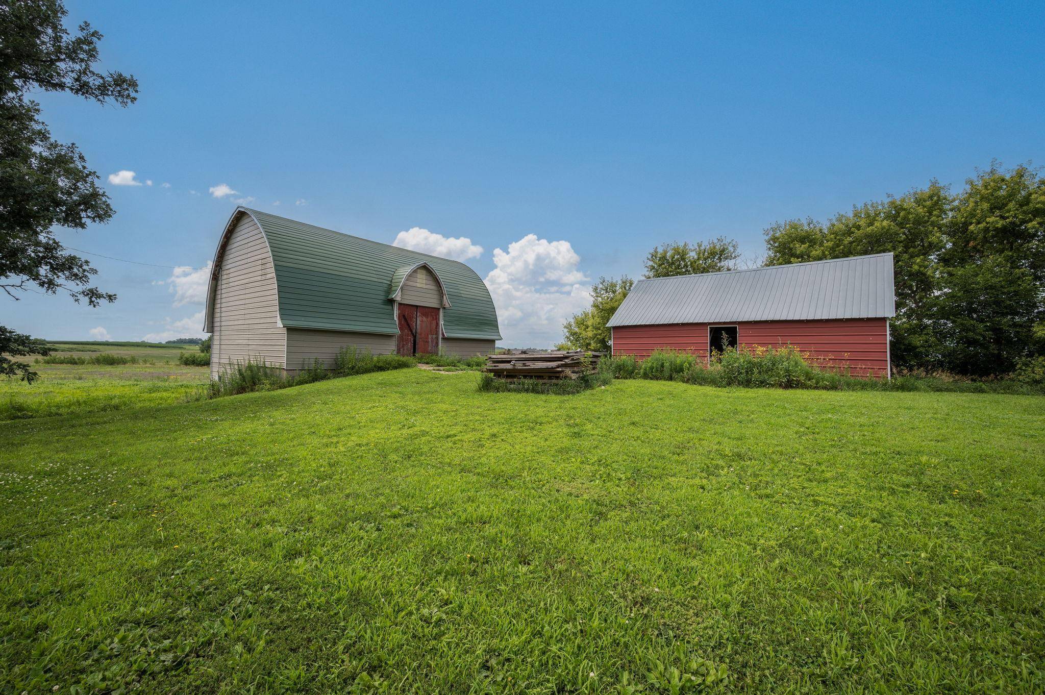 205 232nd AVE, Fairmont, MN 56031