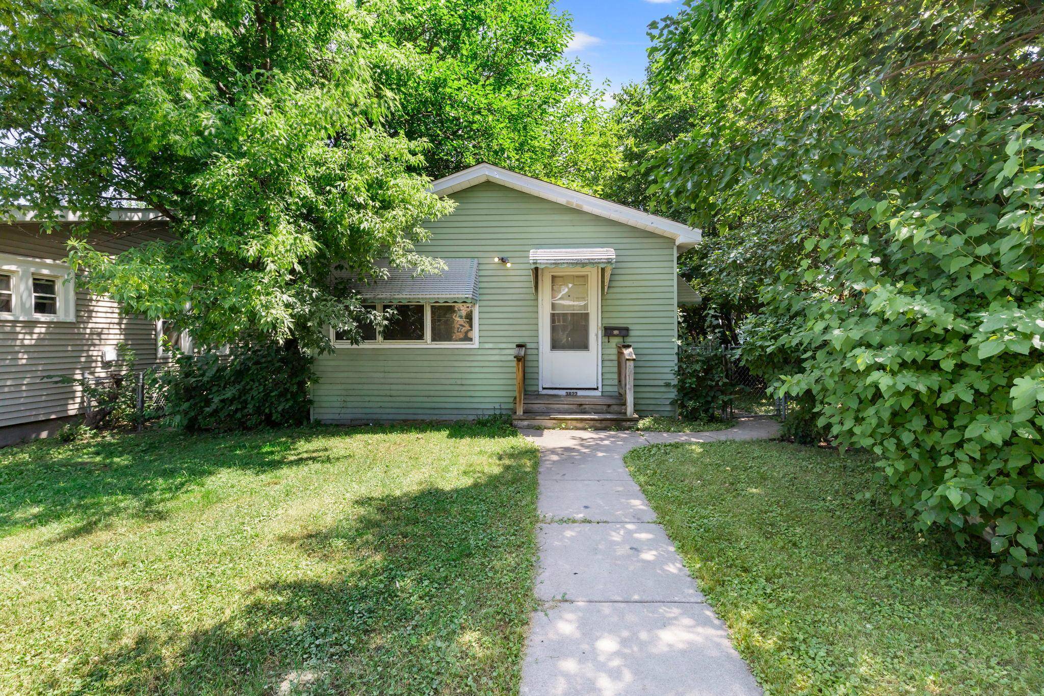 3822 Dupont AVE N, Minneapolis, MN 55412
