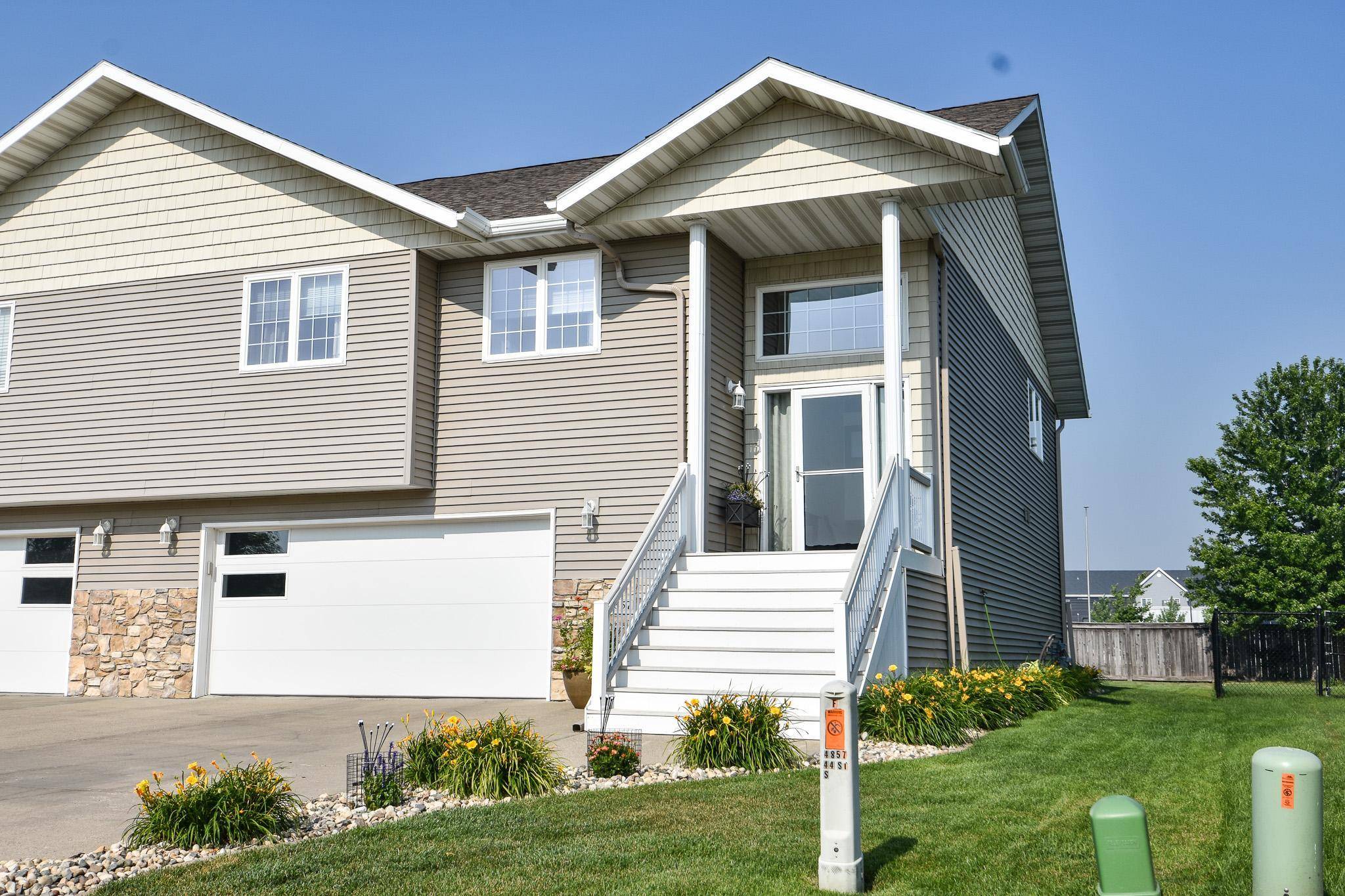 4857 44th ST S, Fargo, ND 58104