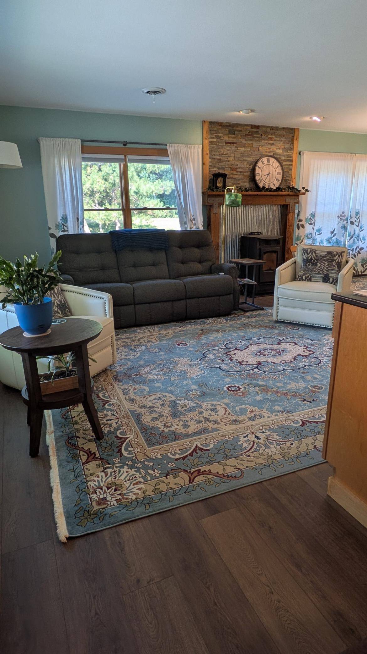 4856 Sawmill RD, Gilbert, MN 55741