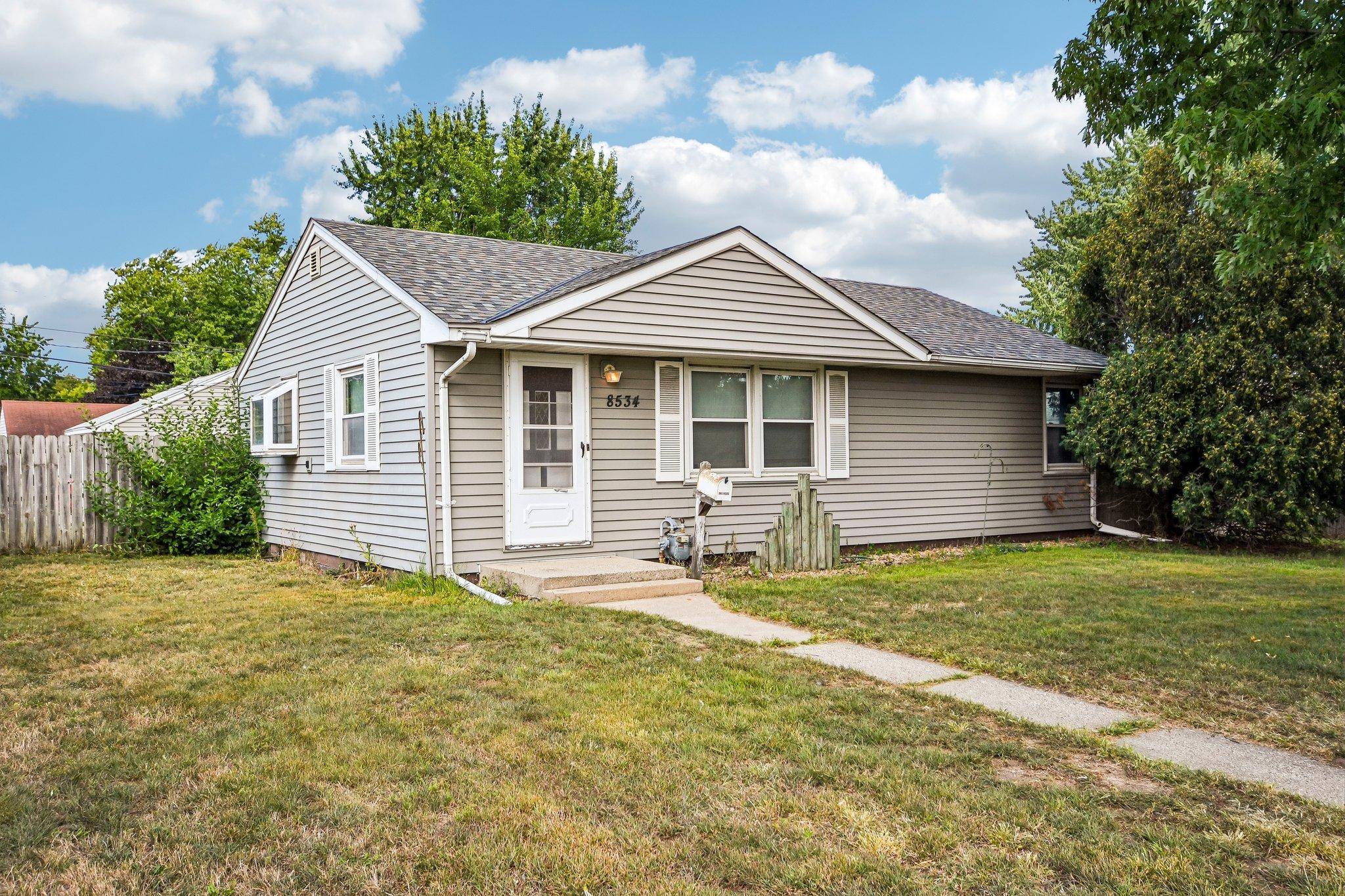 8534 Park AVE S, Bloomington, MN 55420