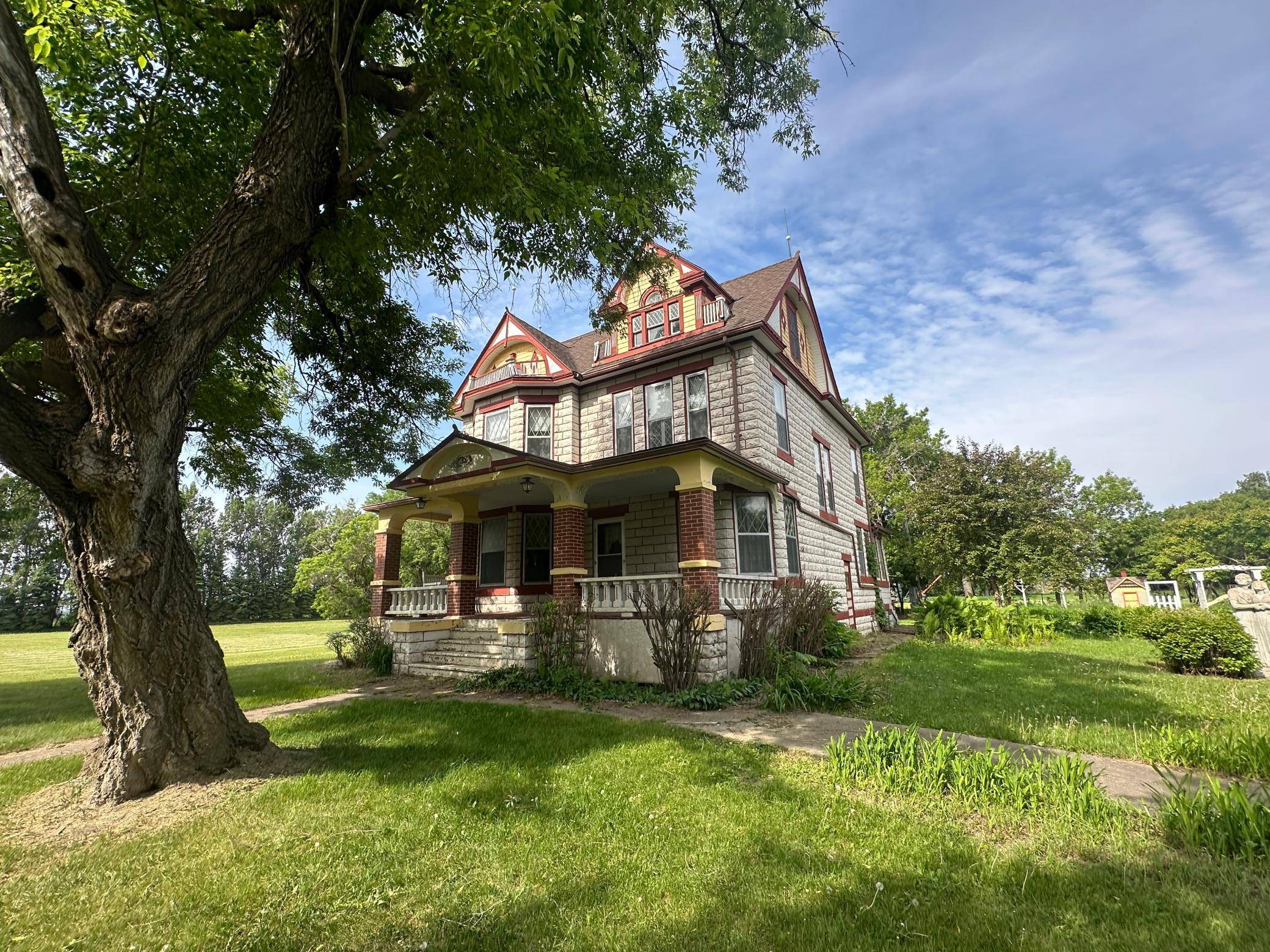 8735 NE 130th Ave, Mountain, ND 58262