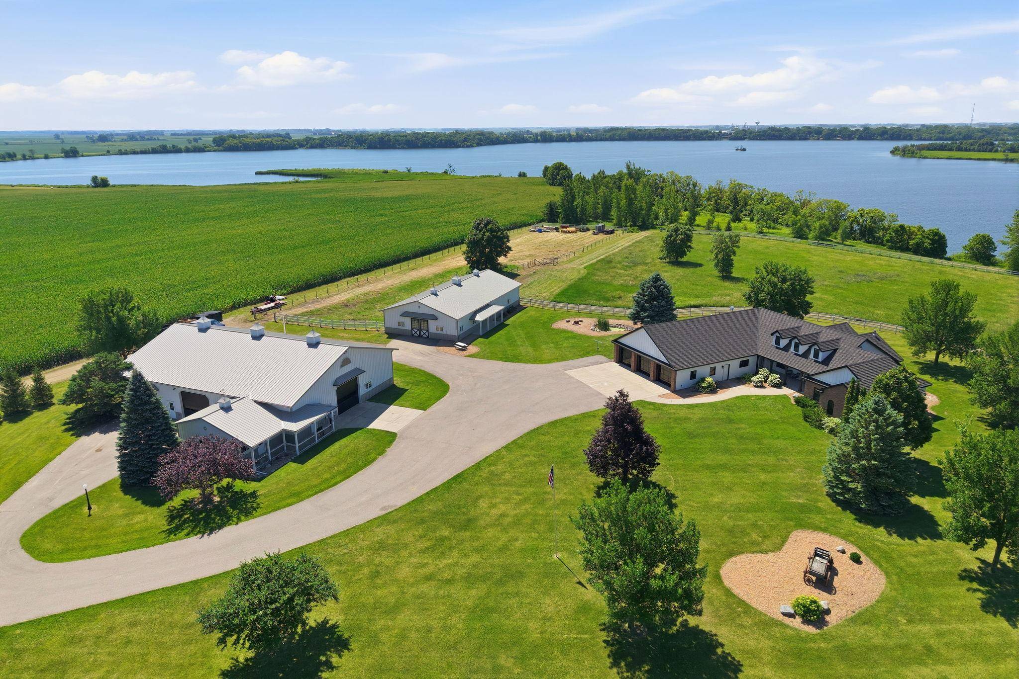 46445 250th ST, Gaylord, MN 55334