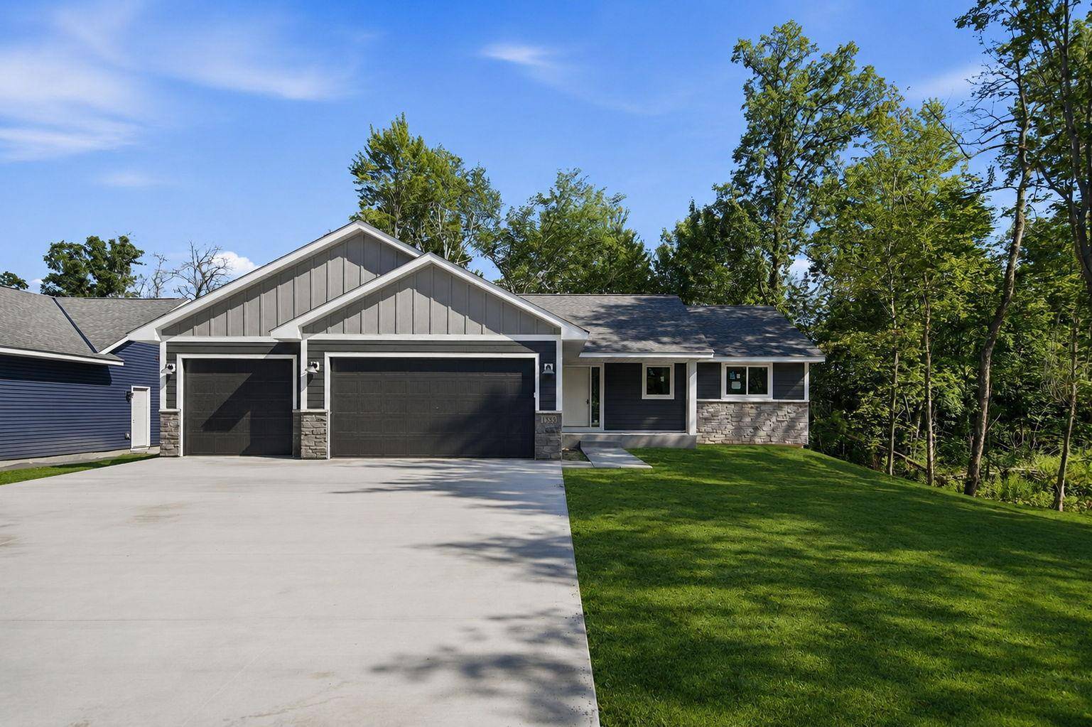 1333 E Aspen DR, Saint Croix Falls, WI 54024