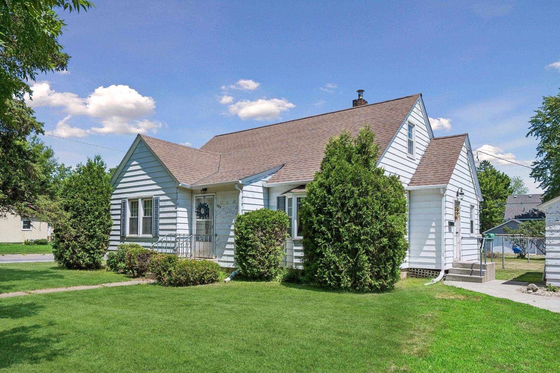 405 4th AVE SE, Milaca, MN 56353