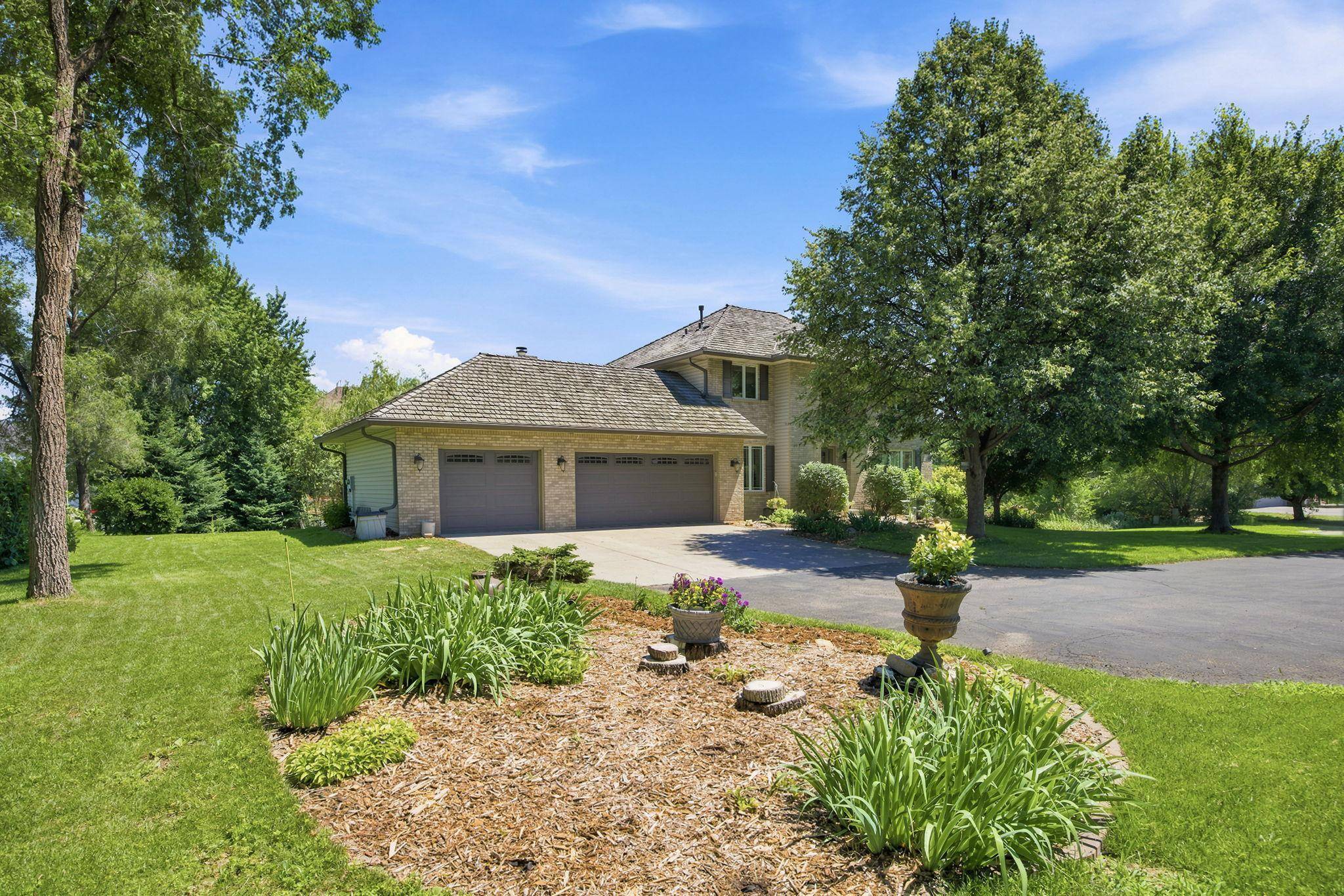 12611 Iwo Jima CT NE, Blaine, MN 55449