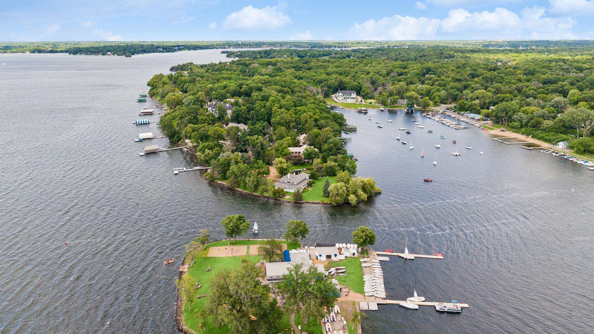 3845 Northome RD, Deephaven, MN 55391