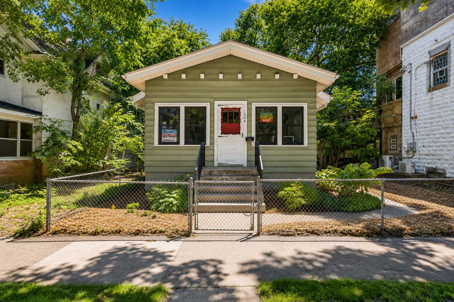 1004 26th AVE SE, Minneapolis, MN 55414
