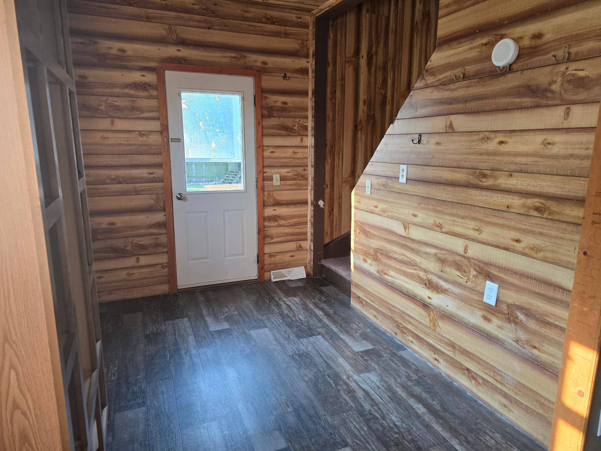 729 4th AVE, Brewster, MN 56119