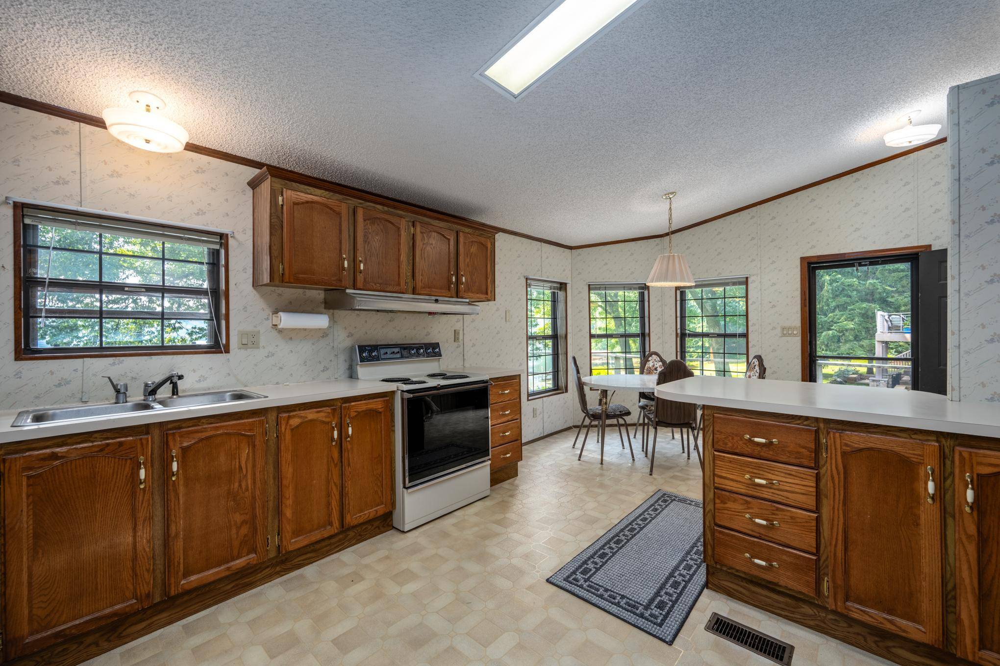 1602 168 ST, Centuria, WI 54824
