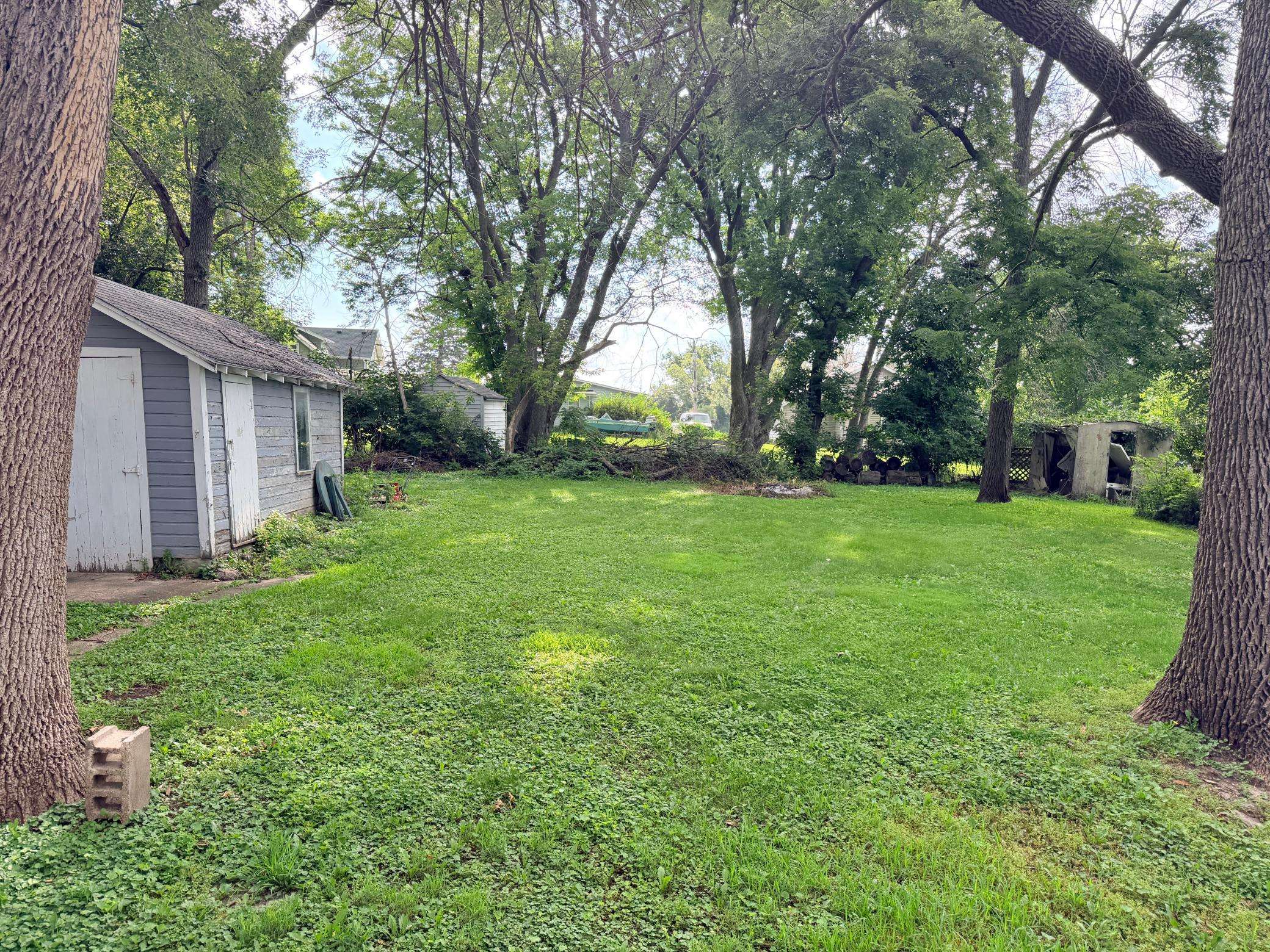 1405 S Broadway AVE, Albert Lea, MN 56007