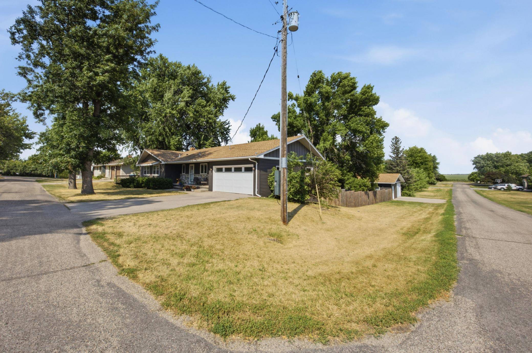 250 4th ST, Arthur, ND 58006