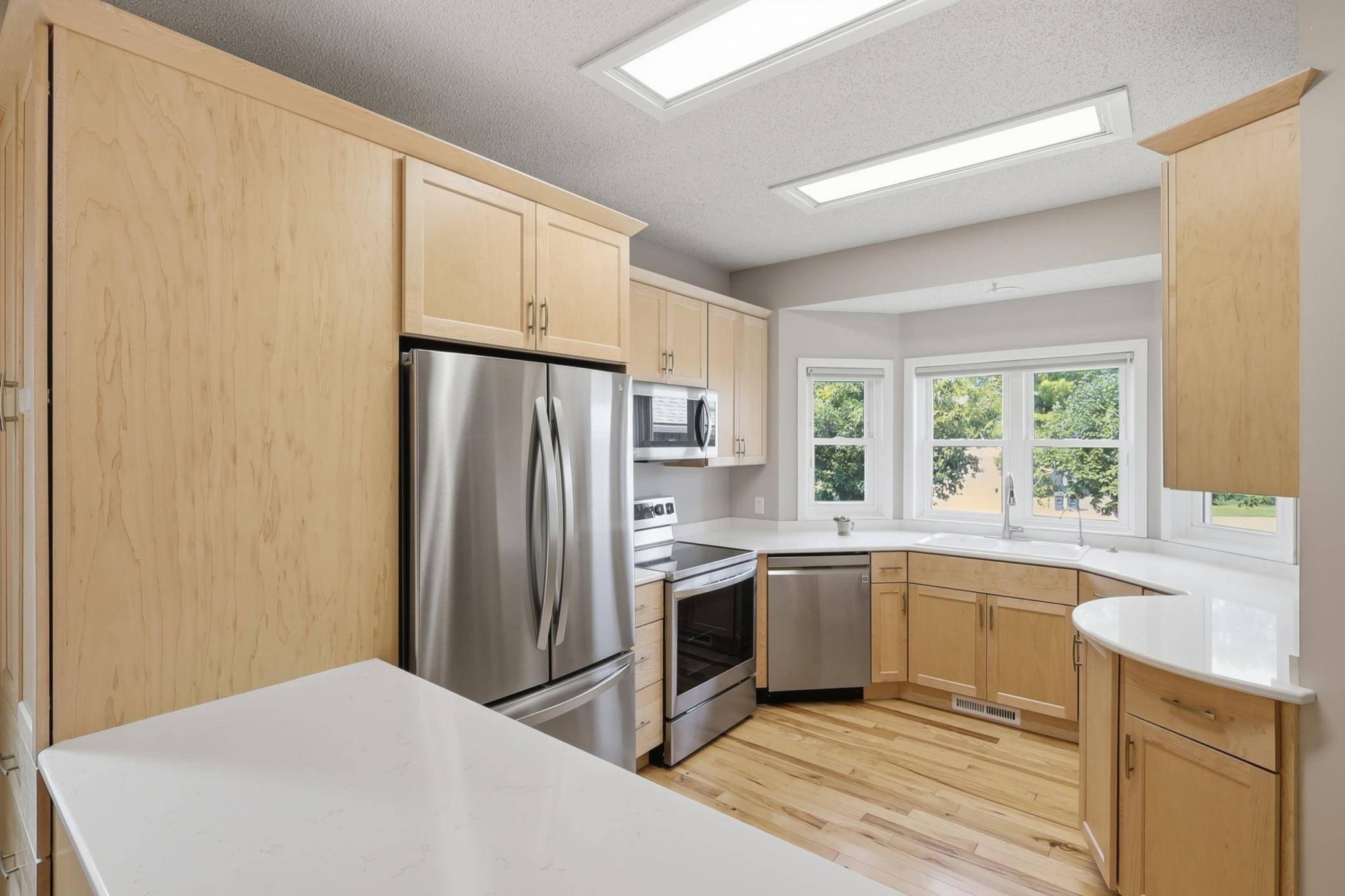 13150 Fordham CT, Apple Valley, MN 55124