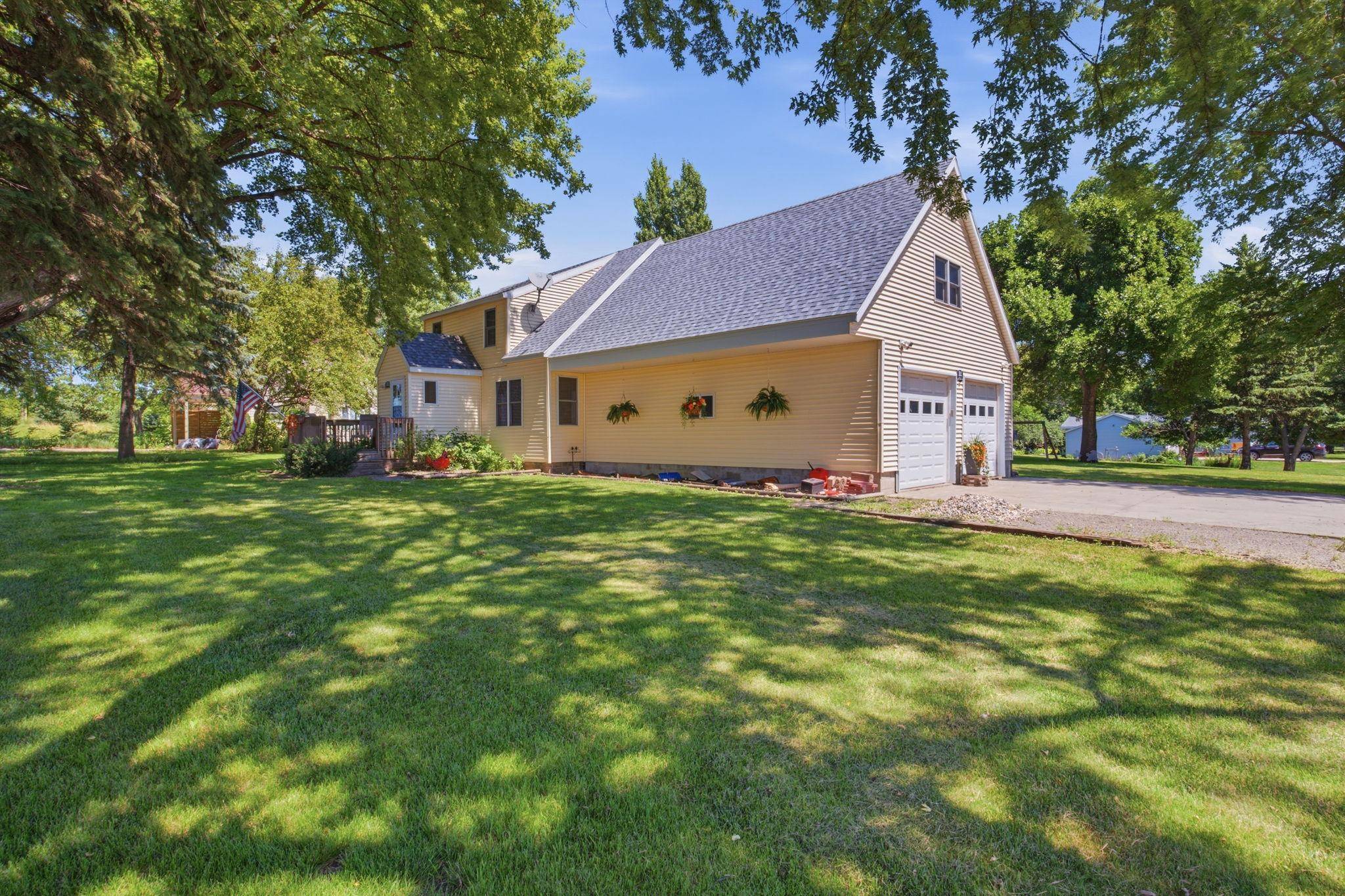 103 NE Main ST, Blomkest, MN 56216
