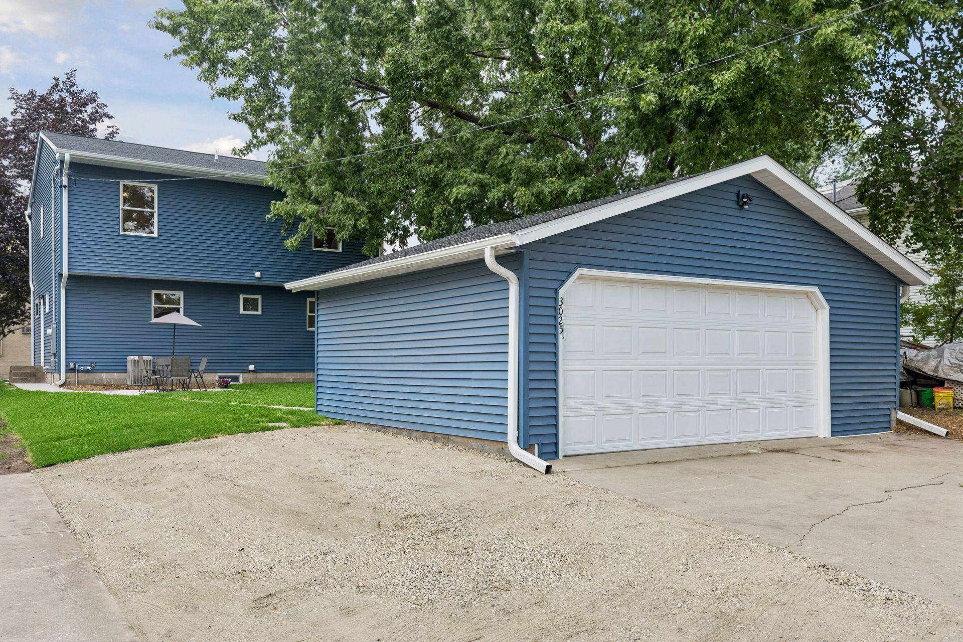 3025 Natchez AVE S, Saint Louis Park, MN 55416