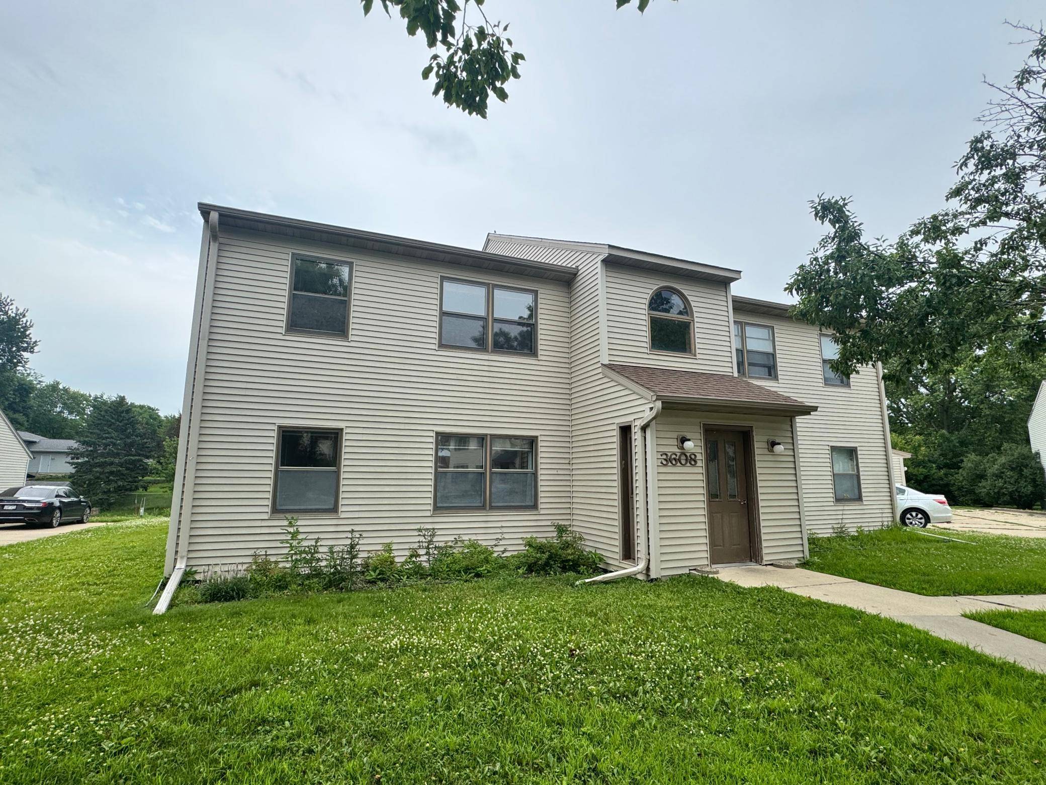 3608 10th LN NW #1, Rochester, MN 55901