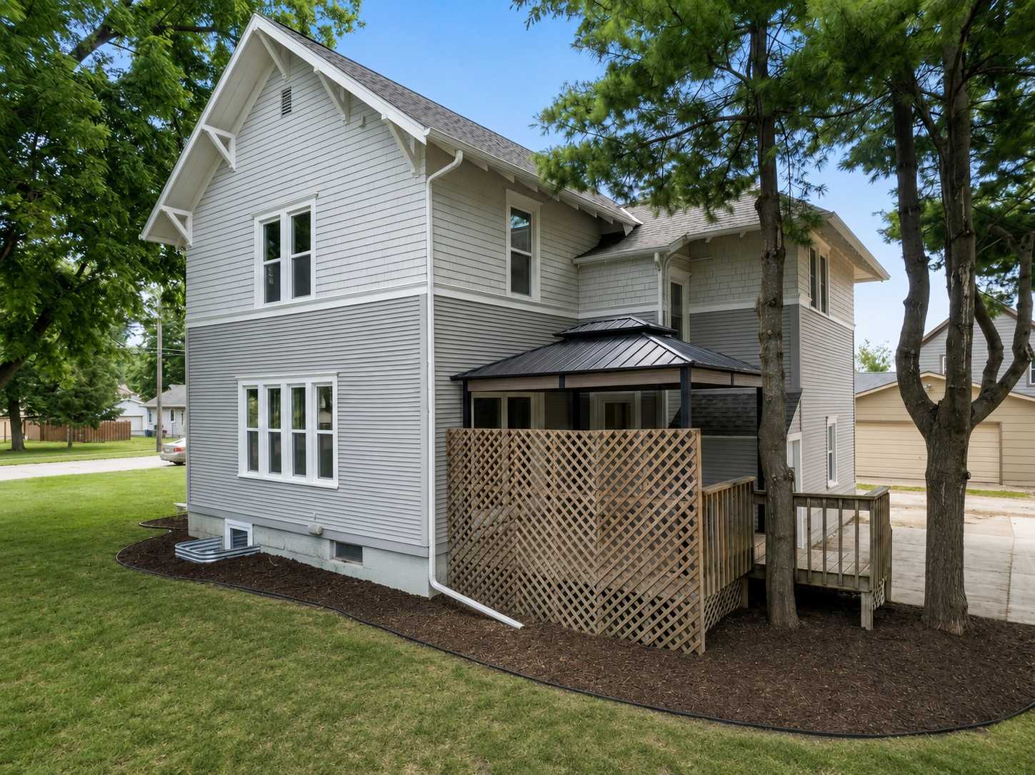 711 Clausen AVE, Albert Lea, MN 56007