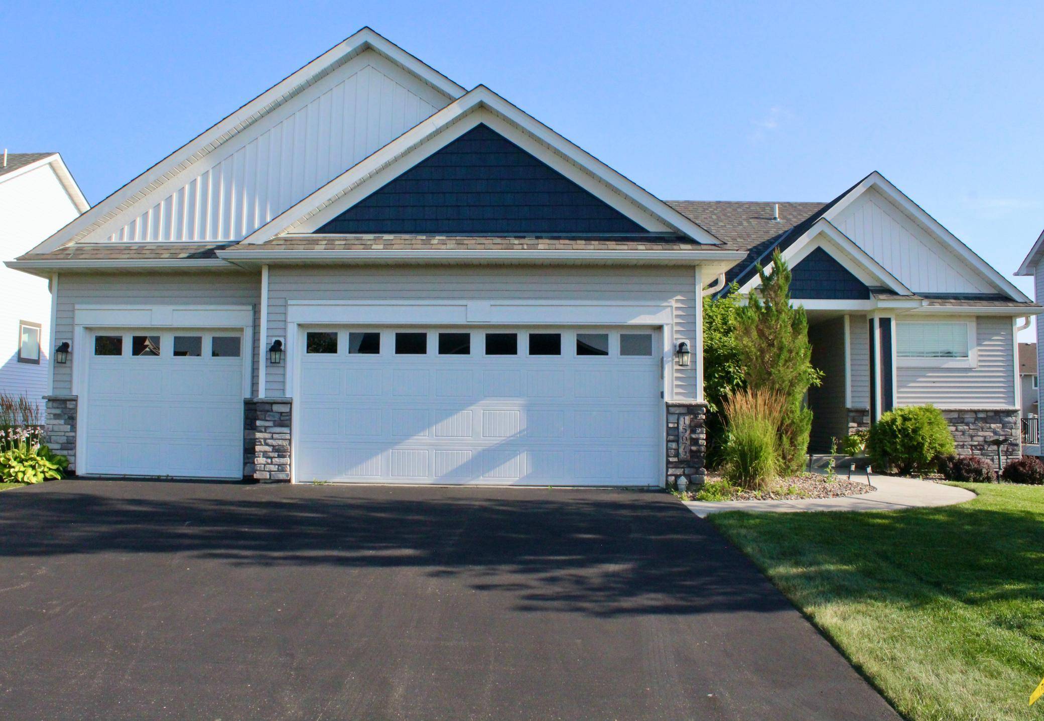 15672 Fairchild WAY, Apple Valley, MN 55124