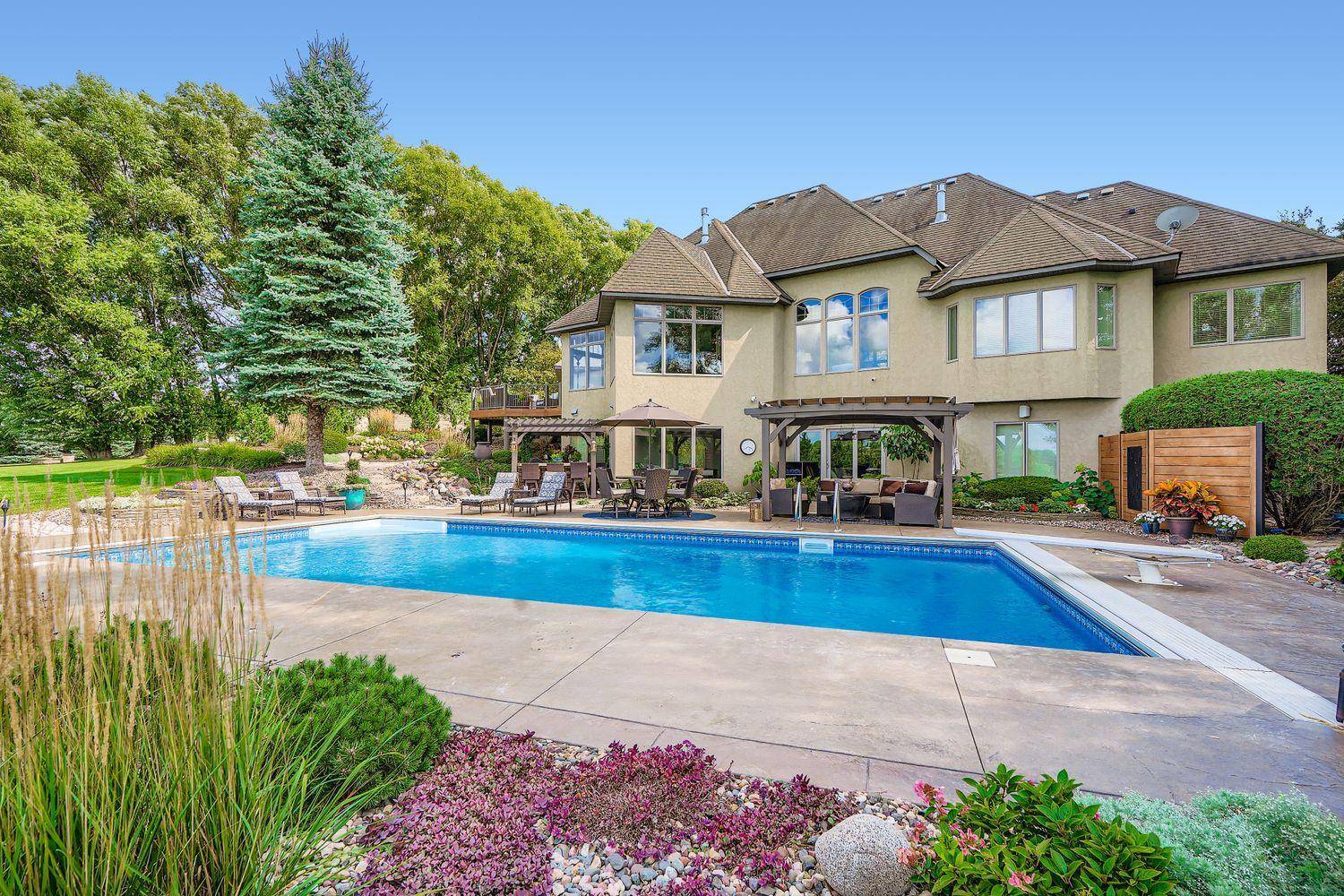 6260 Broadview DR, Prior Lake, MN 55372