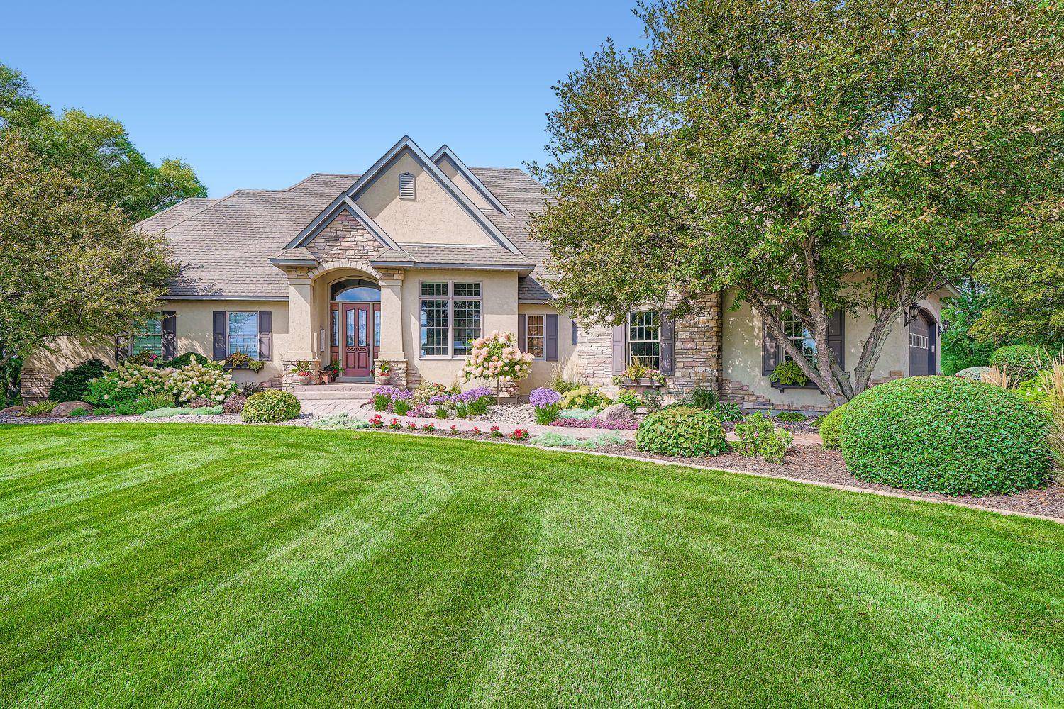 6260 Broadview DR, Prior Lake, MN 55372