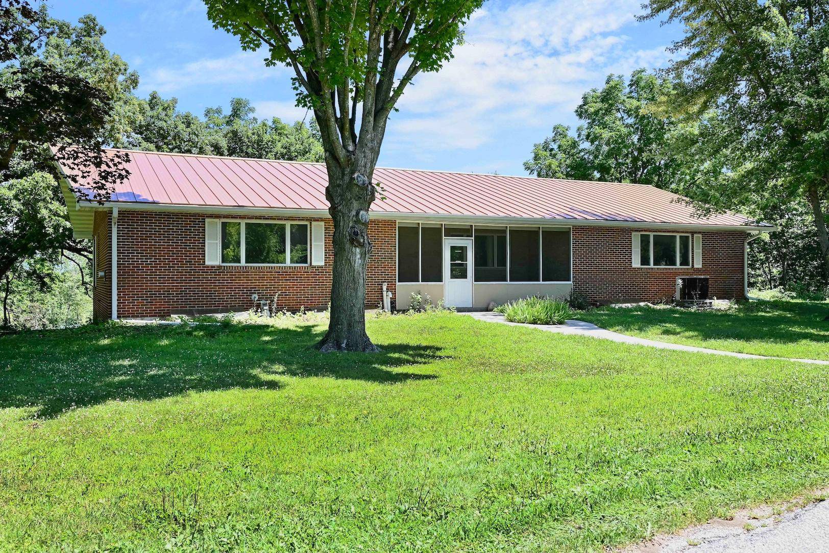 47 Marval DR, Minnesota City, MN 55959