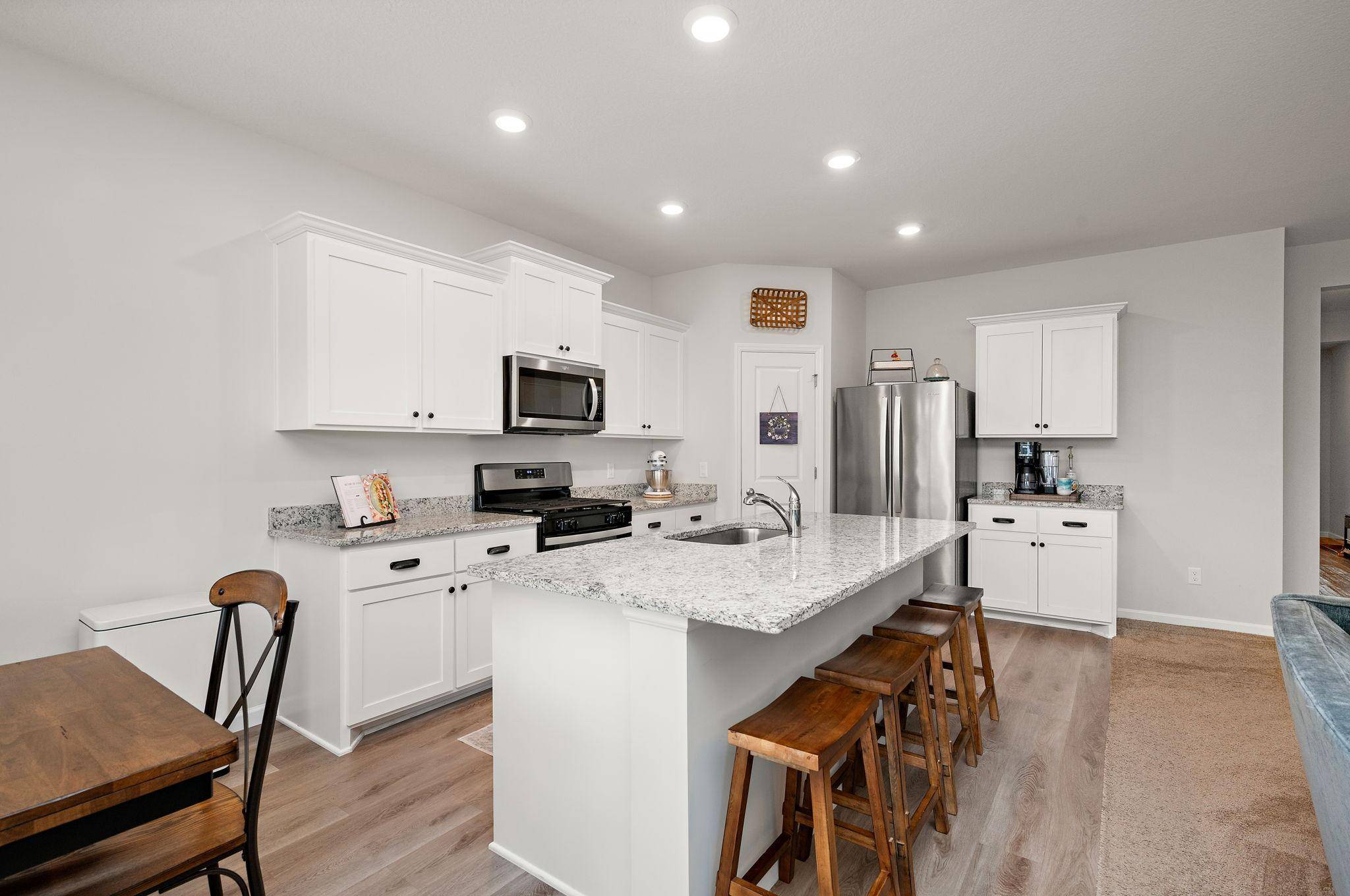 10188 Twin Lakes Pkwy NW, Elk River, MN 55330