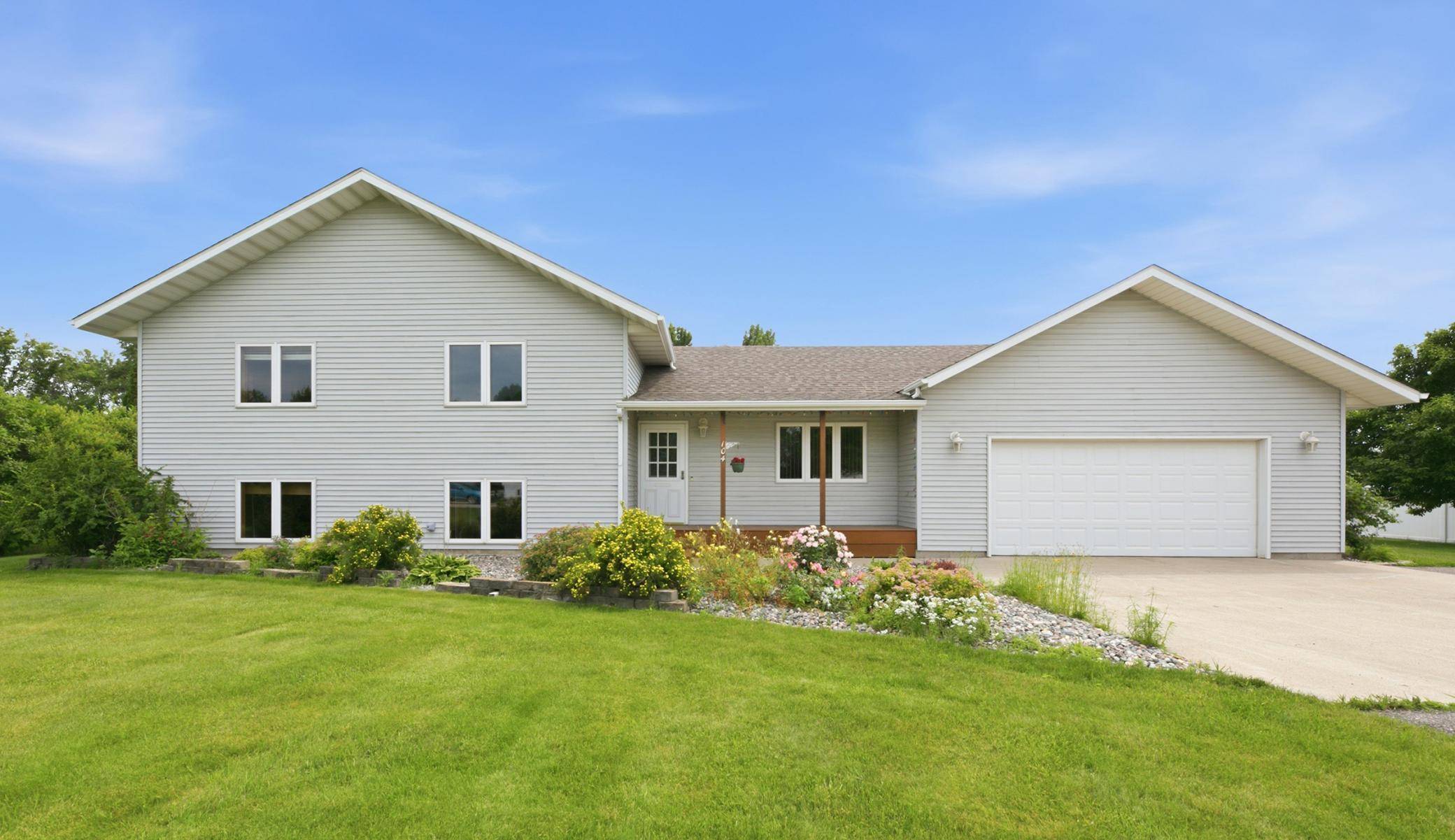 104 Golden Spike RD, West Fargo, ND 58078