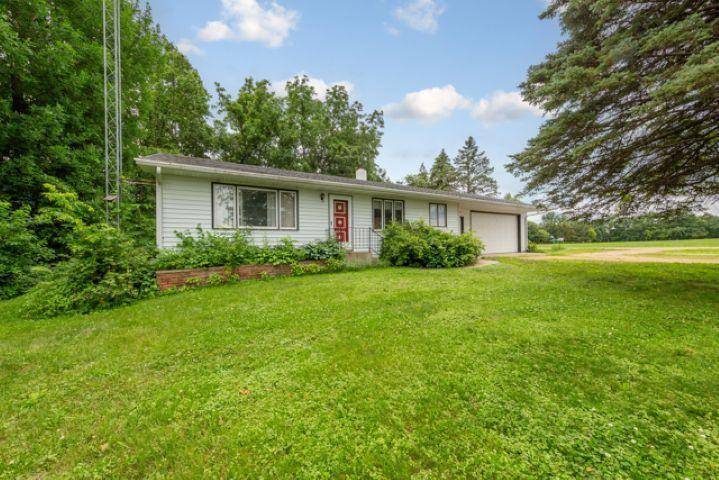 52621 Valley View Circle, Mankato, MN 56003