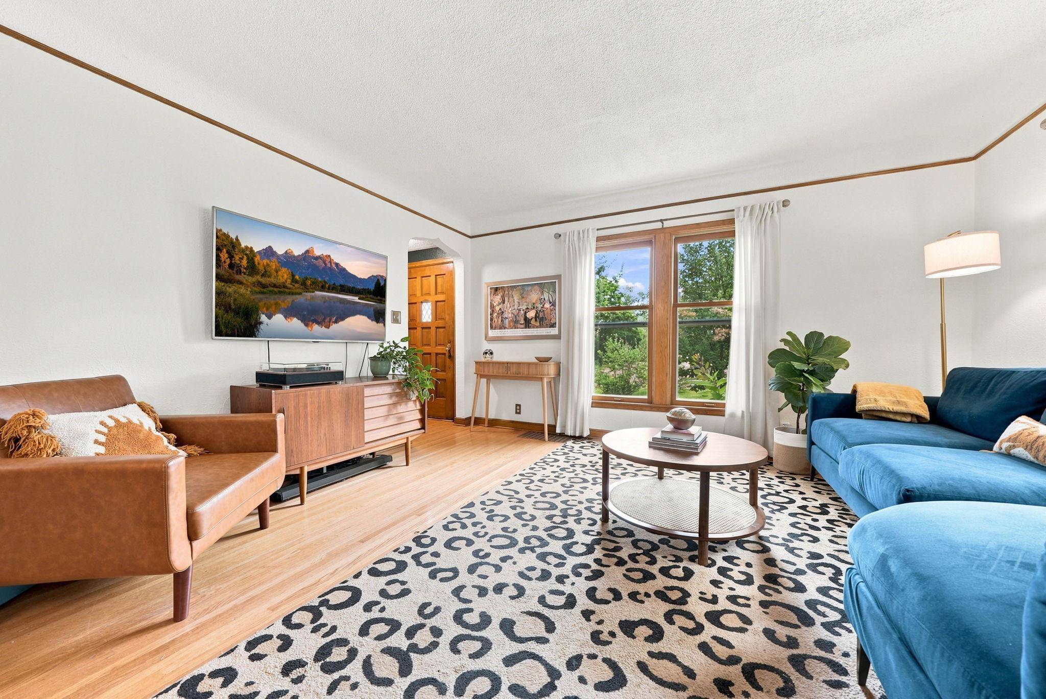 2526 Stinson Pkwy, Minneapolis, MN 55418