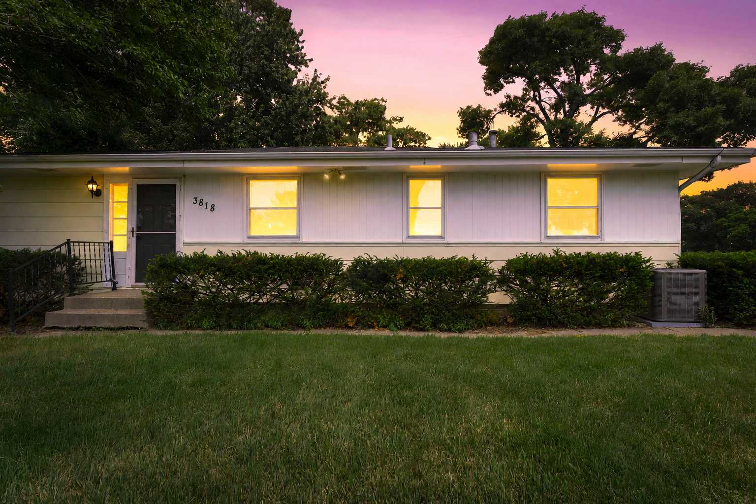 3818 W 103rd ST, Bloomington, MN 55431