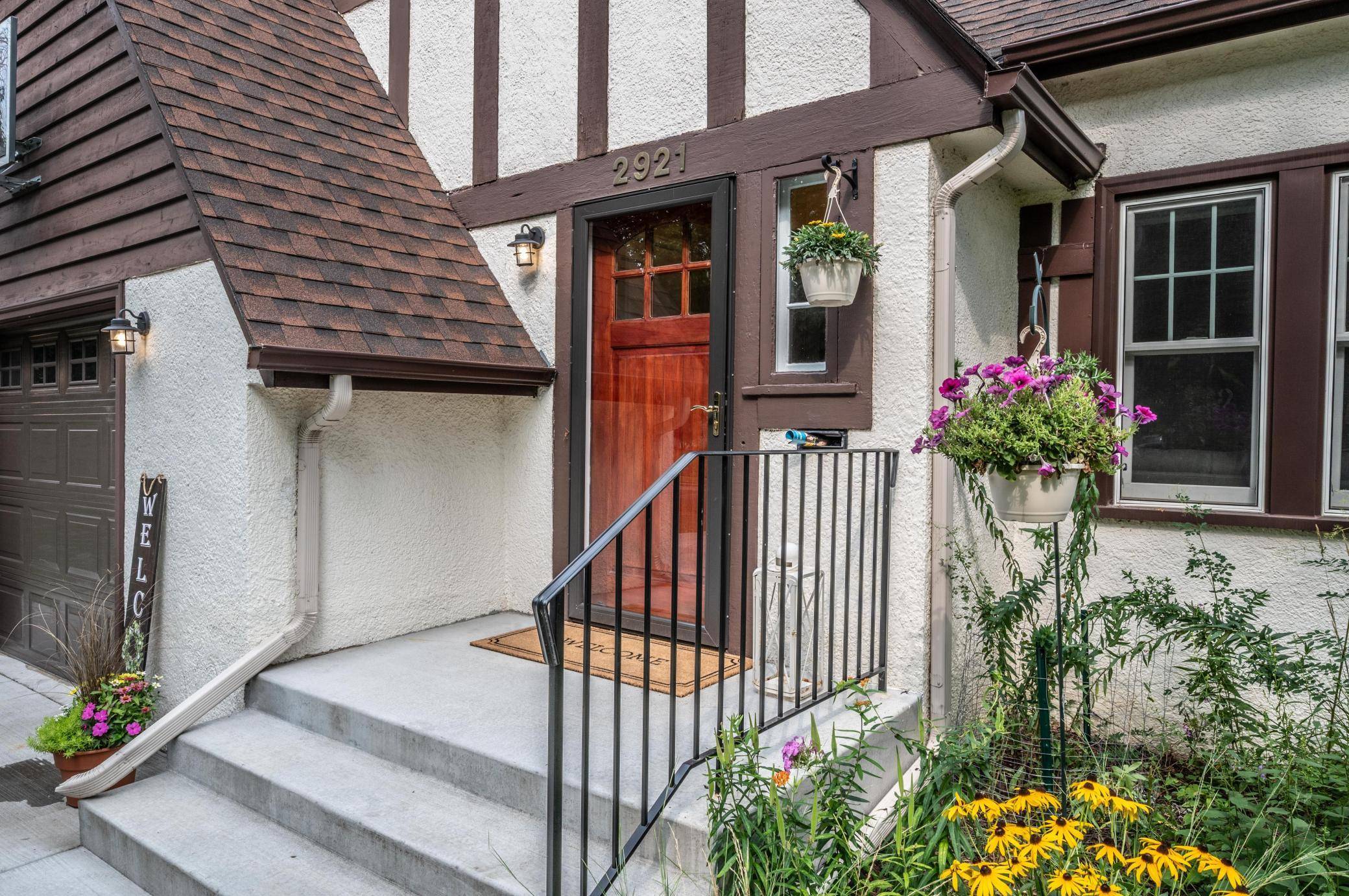 2921 Yosemite AVE S, Saint Louis Park, MN 55416