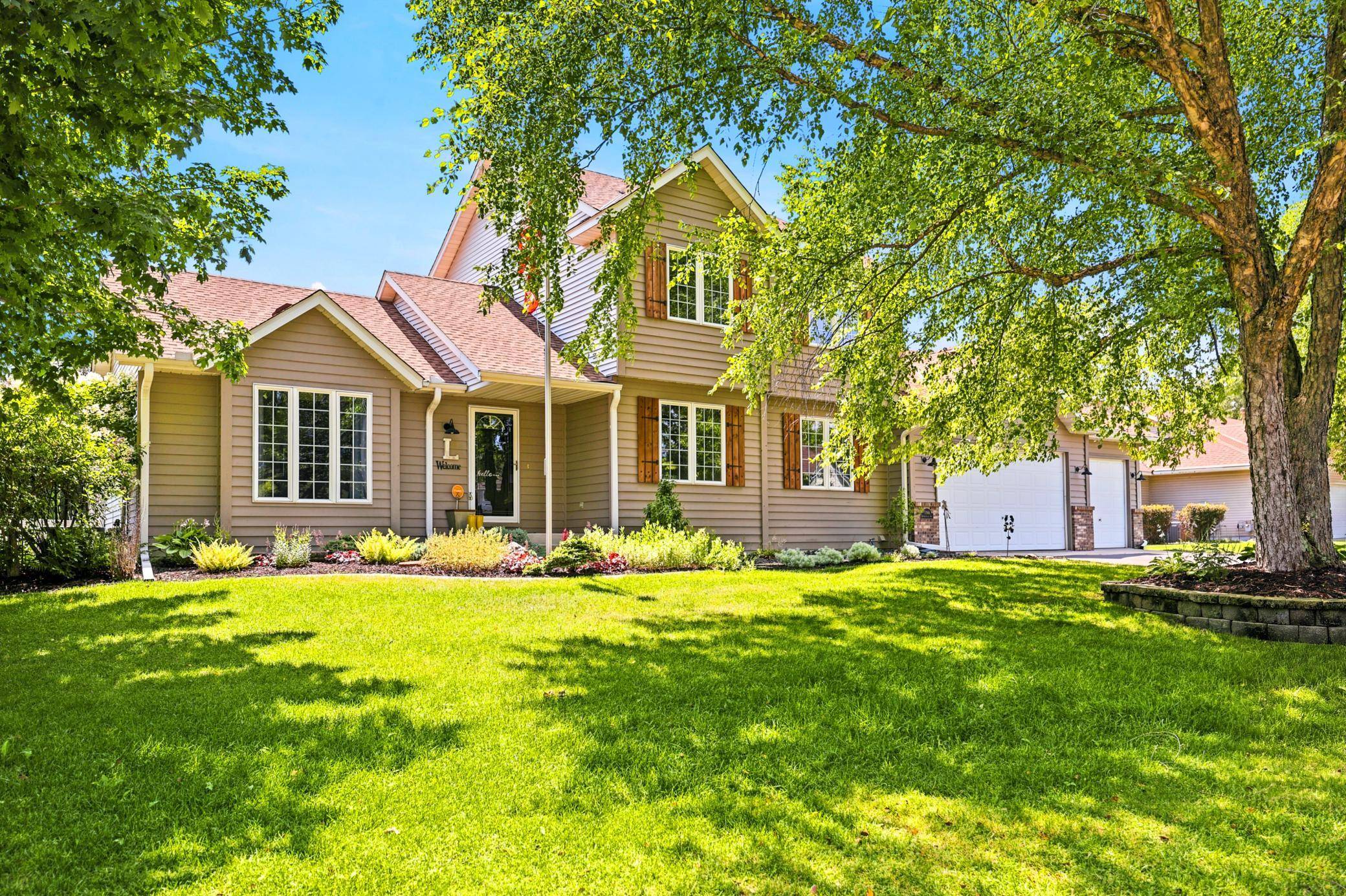 10948 203rd ST W, Lakeville, MN 55044