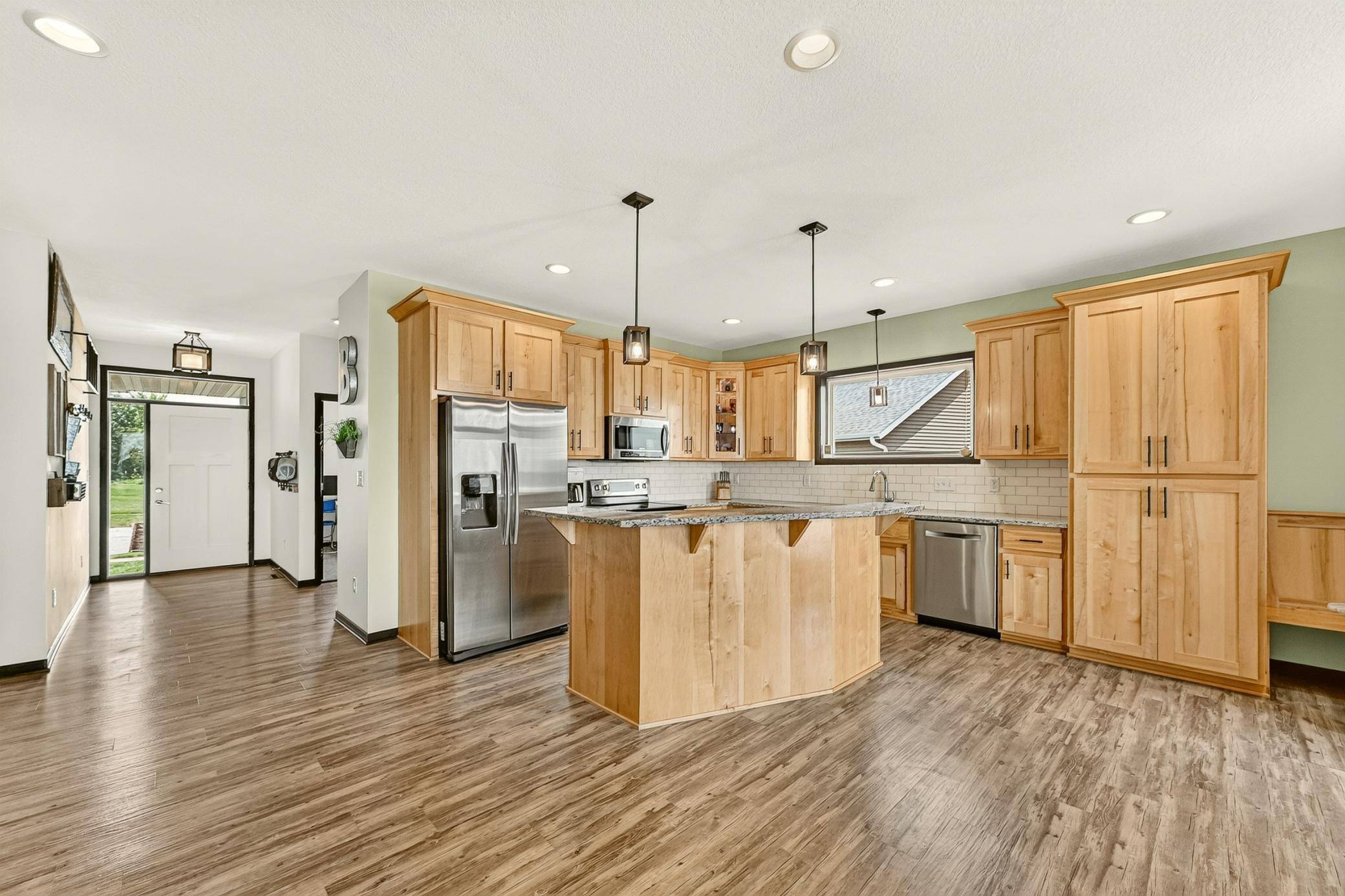 562 15th AVE NE, Byron, MN 55920