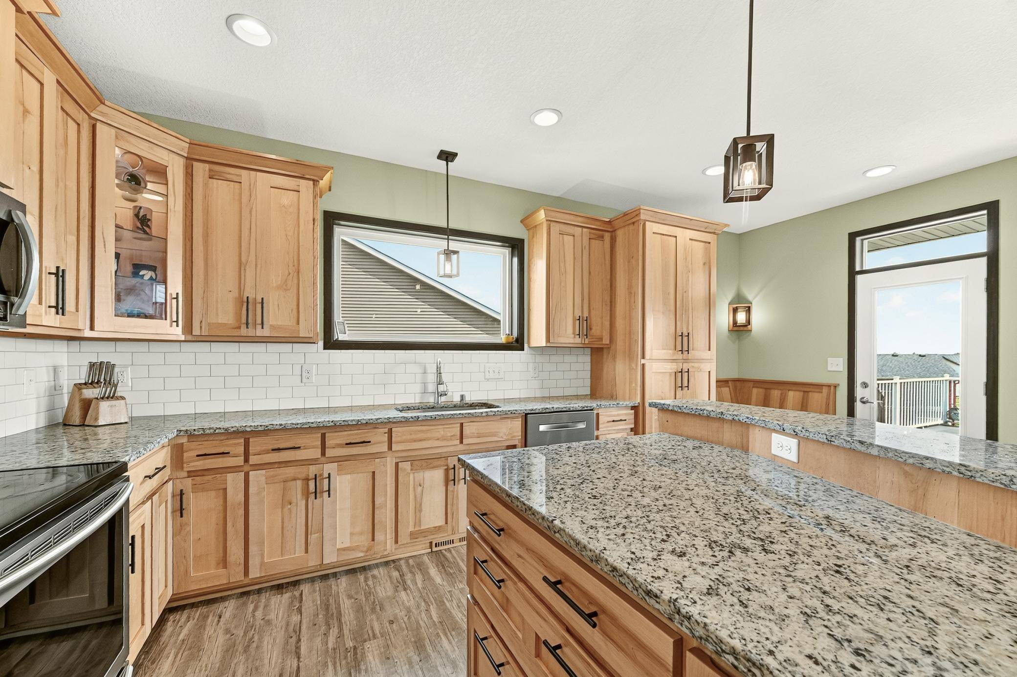 562 15th AVE NE, Byron, MN 55920